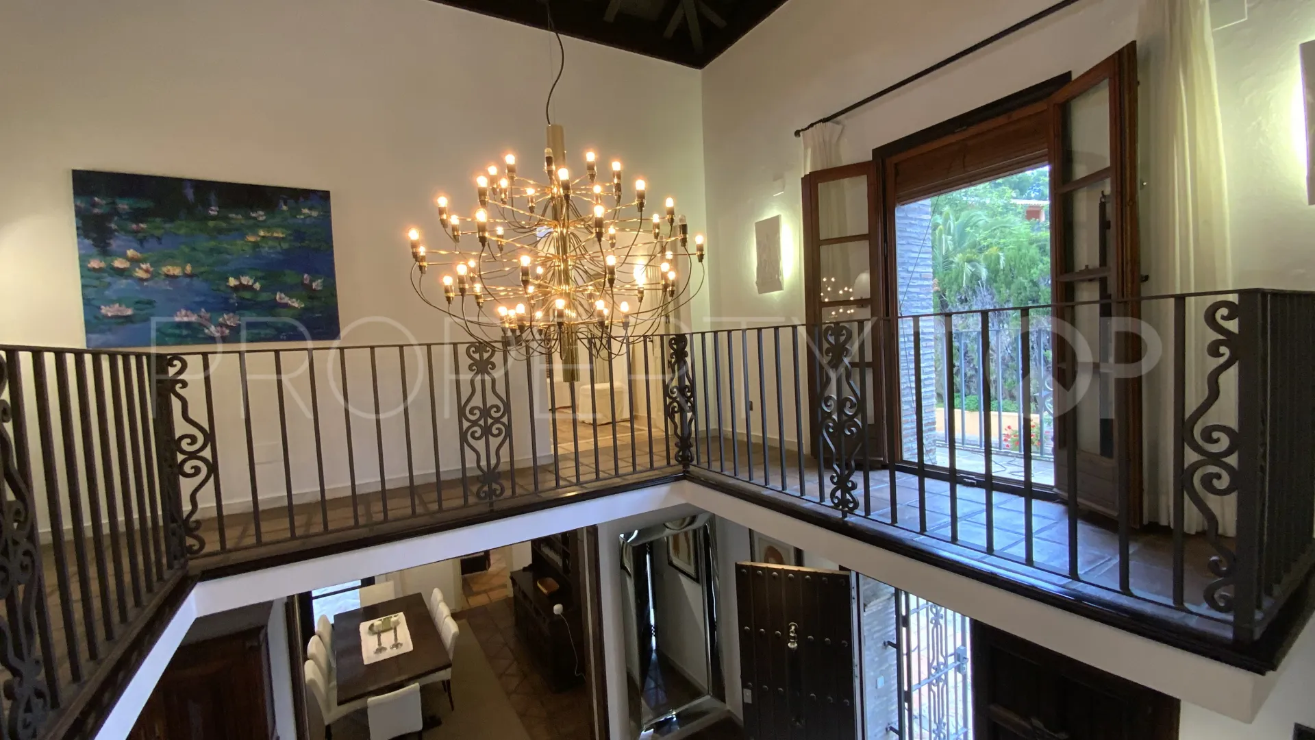 Villa en venta con 4 dormitorios en El Paraiso