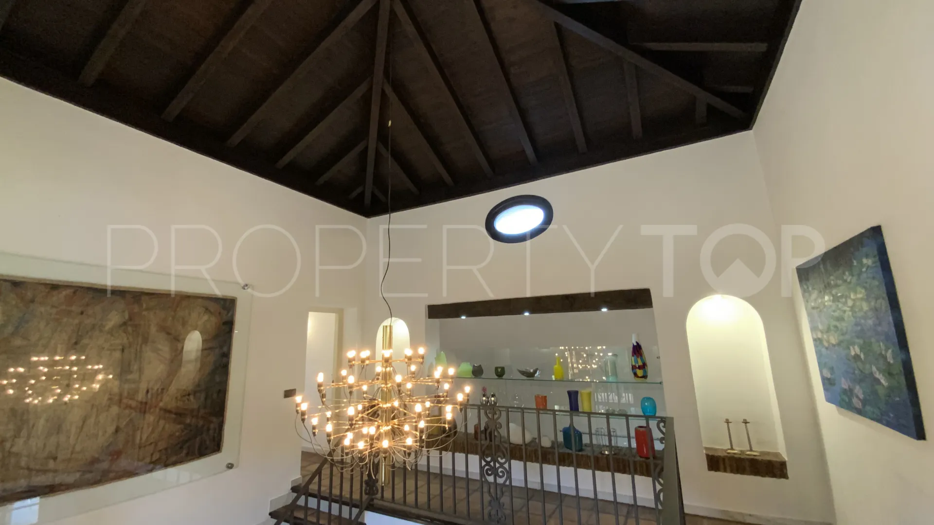 Villa en venta con 4 dormitorios en El Paraiso