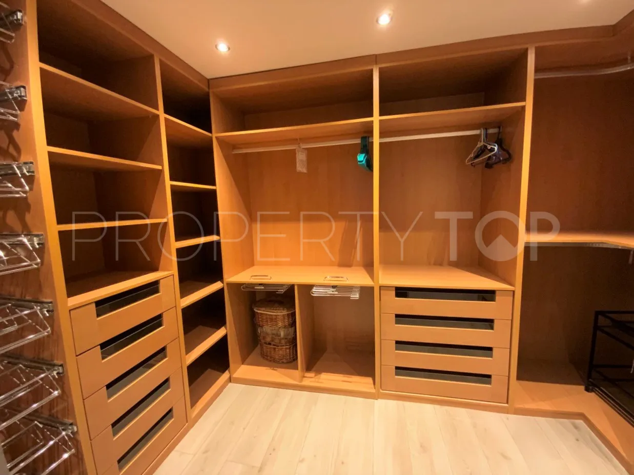 Piso en venta en Marbella Centro de 3 dormitorios