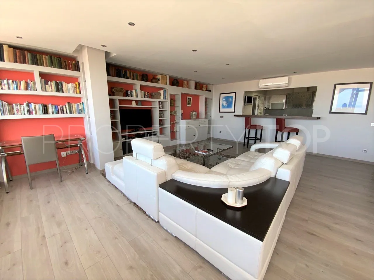 Piso en venta en Marbella Centro de 3 dormitorios