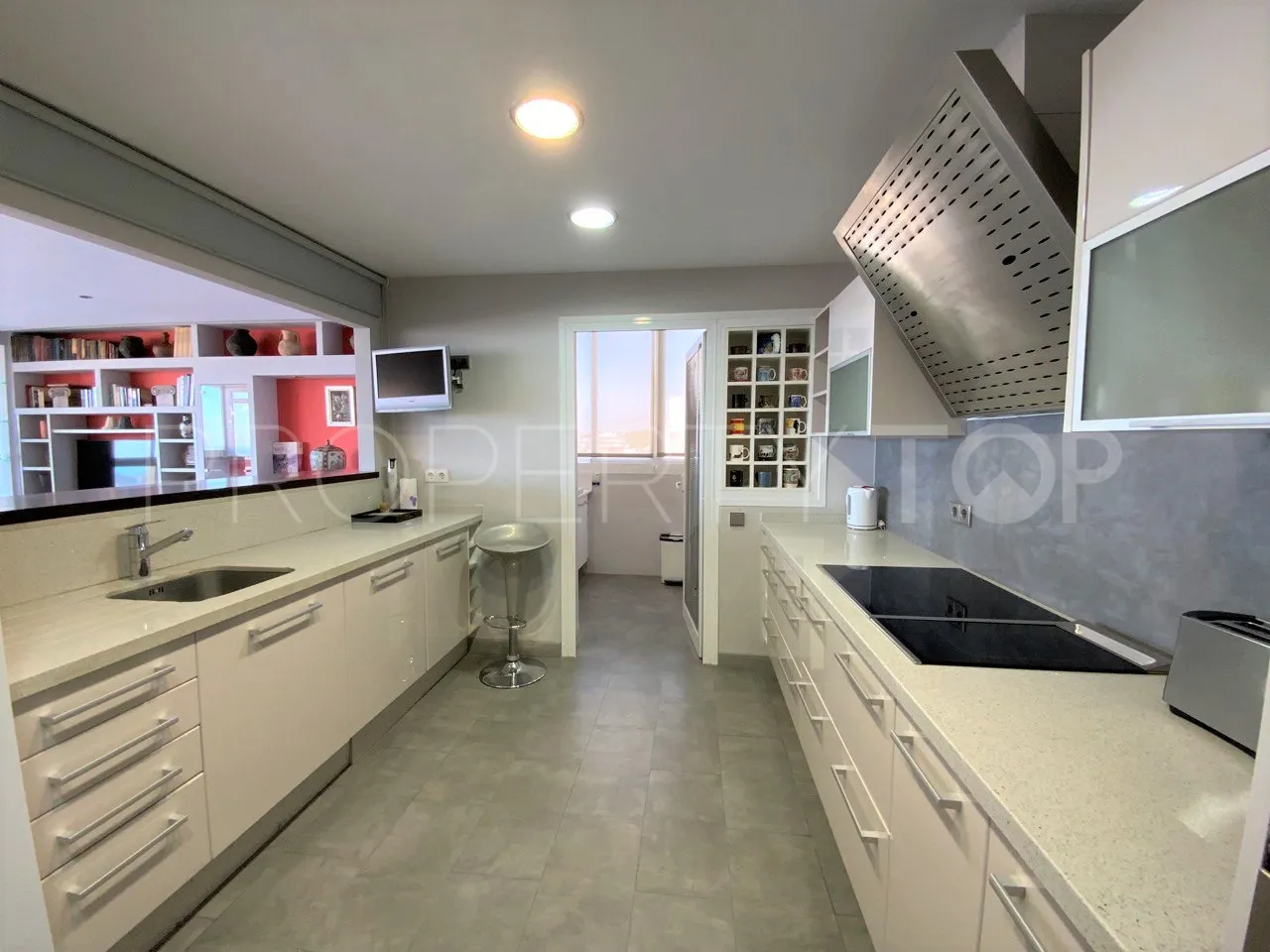 Piso en venta en Marbella Centro de 3 dormitorios