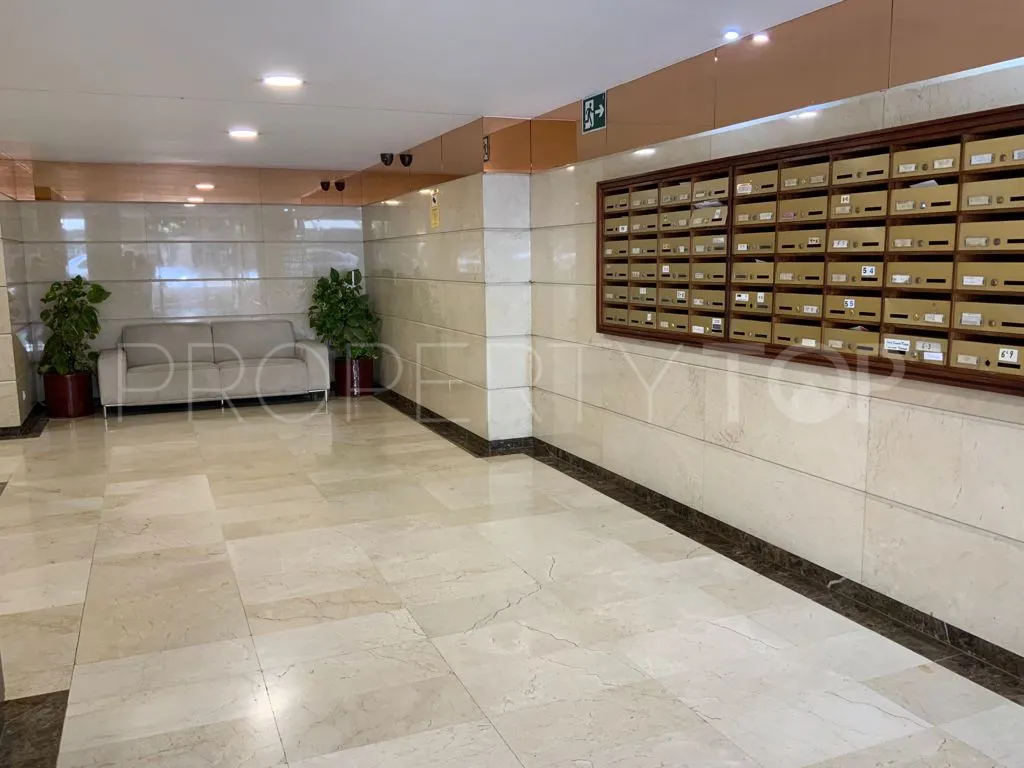 Piso en venta en Marbella Centro de 3 dormitorios