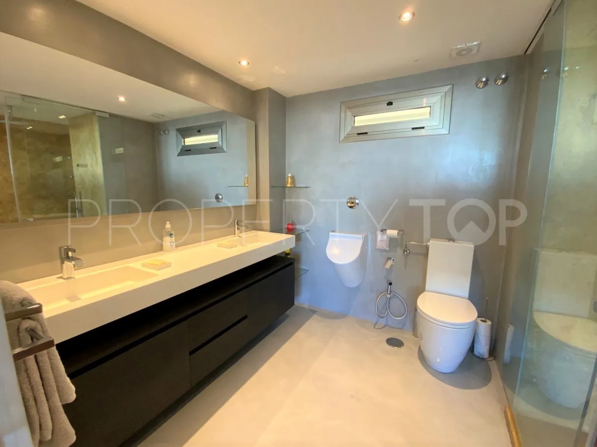 Piso en venta en Marbella Centro de 3 dormitorios