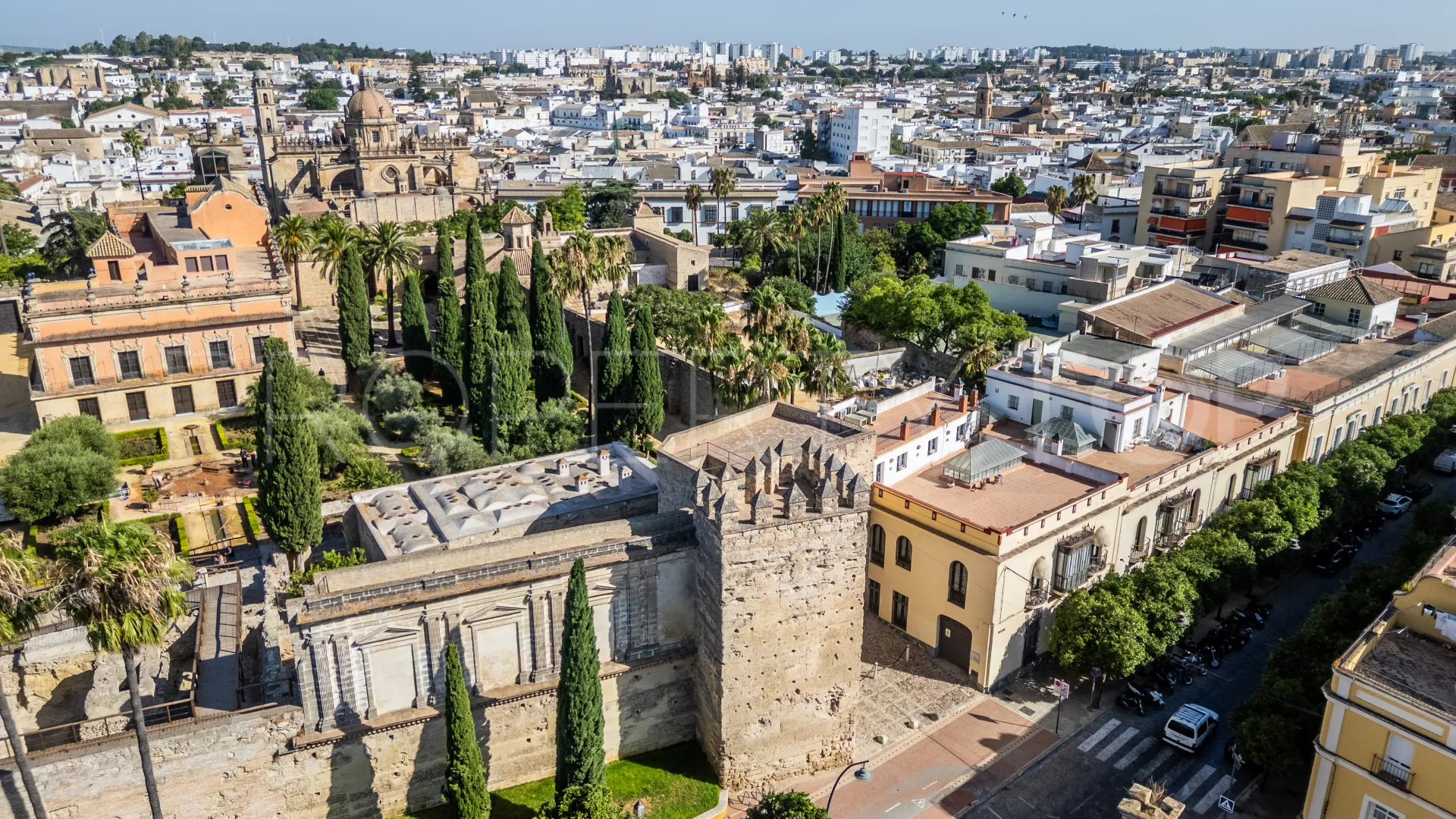 Se vende palacio en Jerez de la Frontera con 4 dormitorios