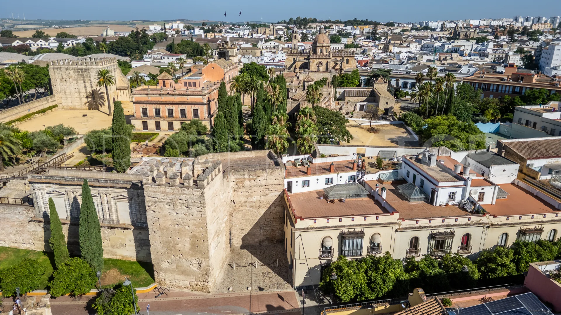 Se vende palacio en Jerez de la Frontera con 4 dormitorios