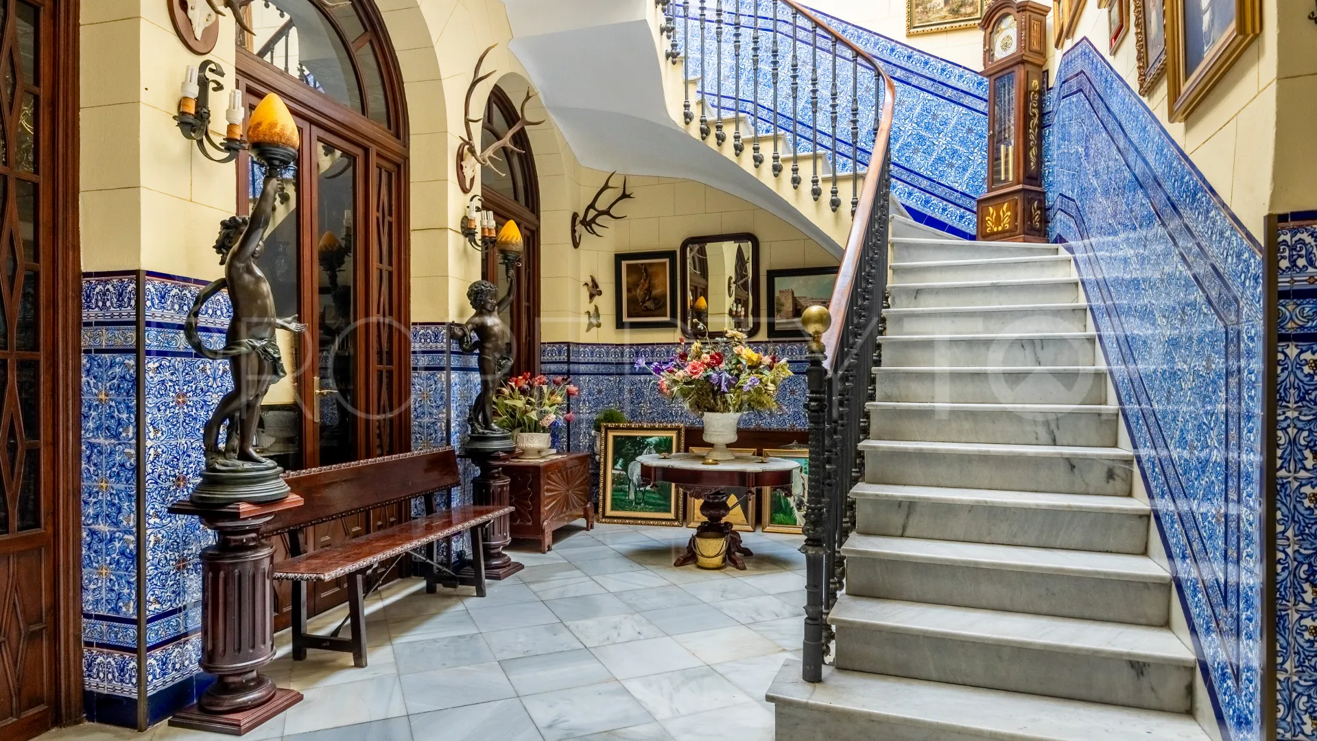 Se vende palacio en Jerez de la Frontera con 4 dormitorios