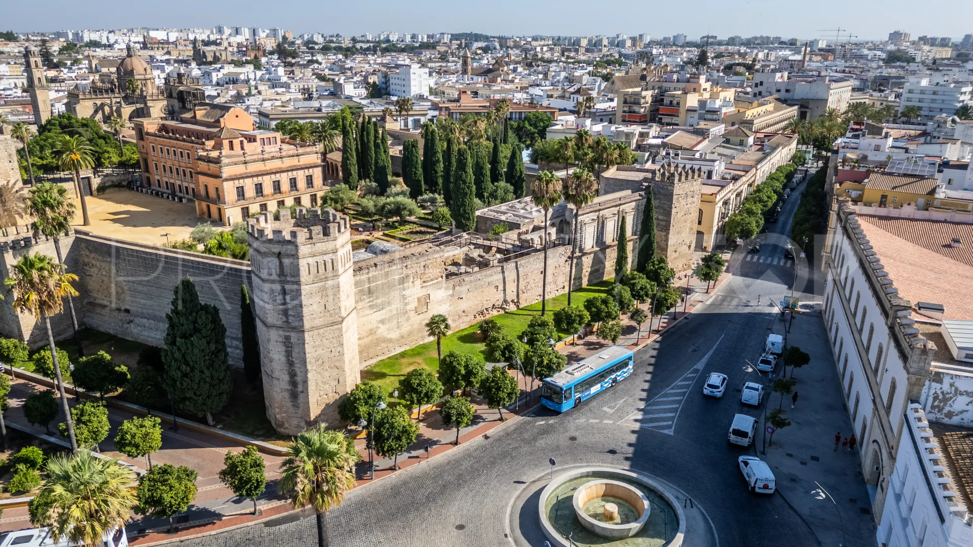 Se vende palacio en Jerez de la Frontera con 4 dormitorios