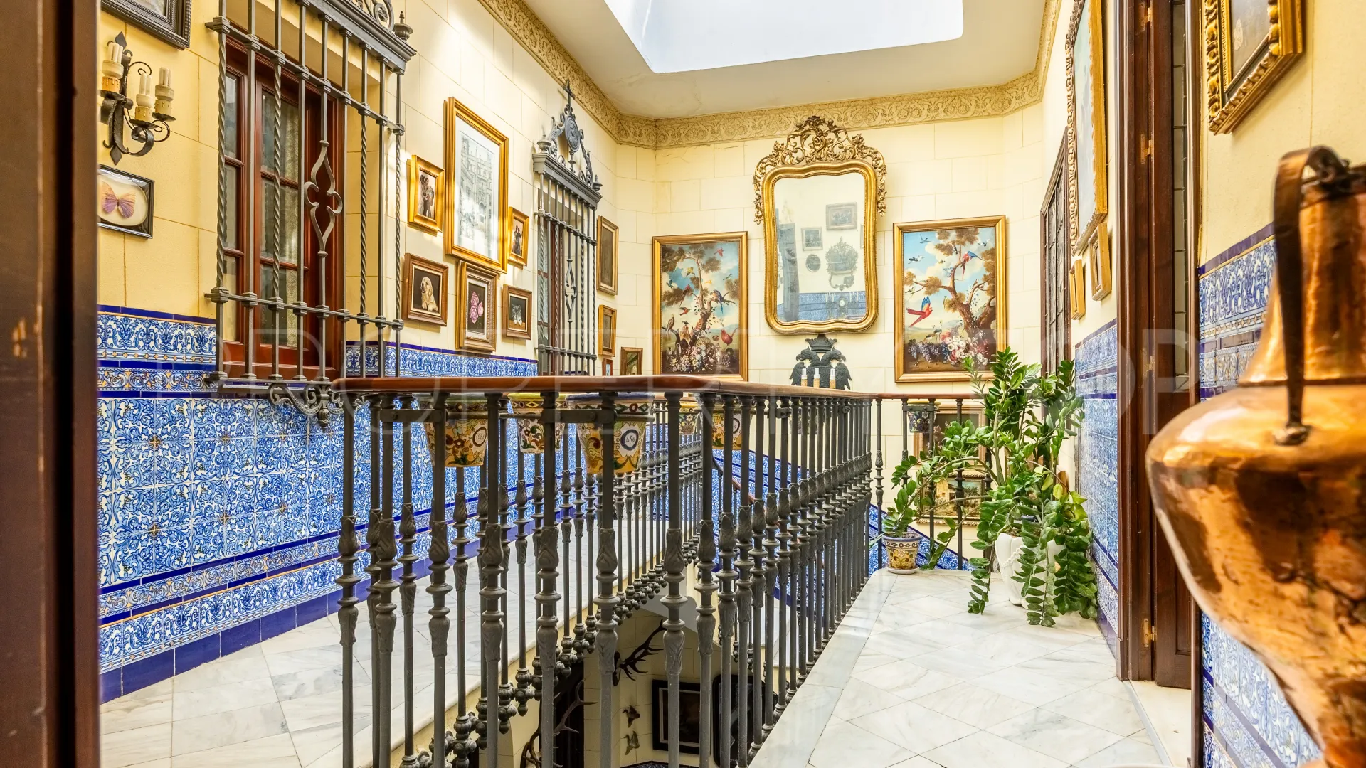Se vende palacio en Jerez de la Frontera con 4 dormitorios
