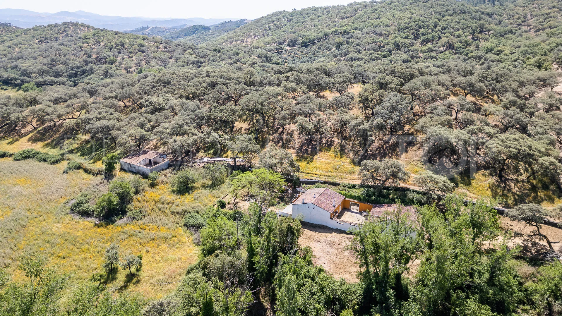 Aracena 8 bedrooms cortijo for sale