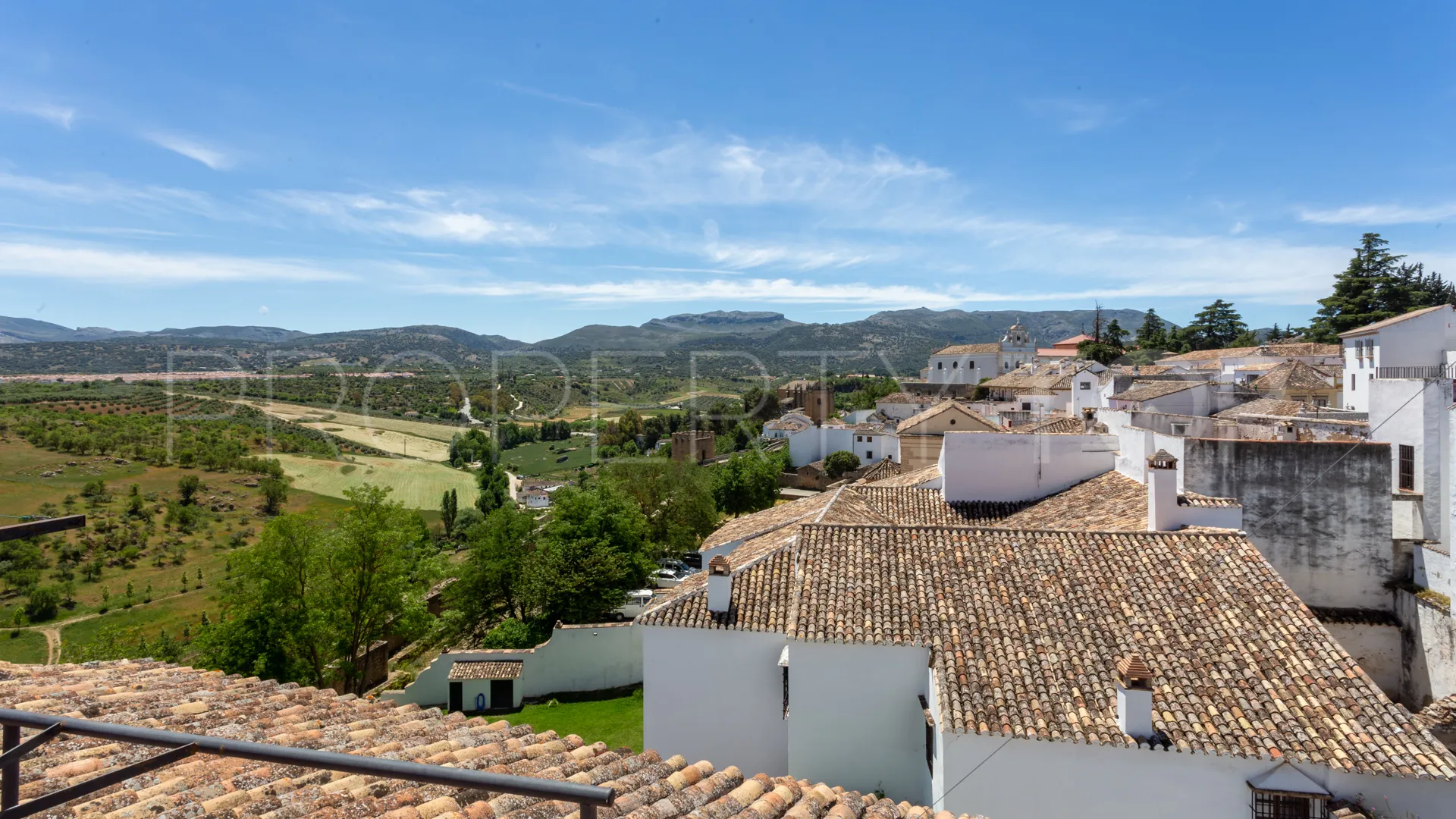 Ronda Centro, apartamento con 3 dormitorios en venta