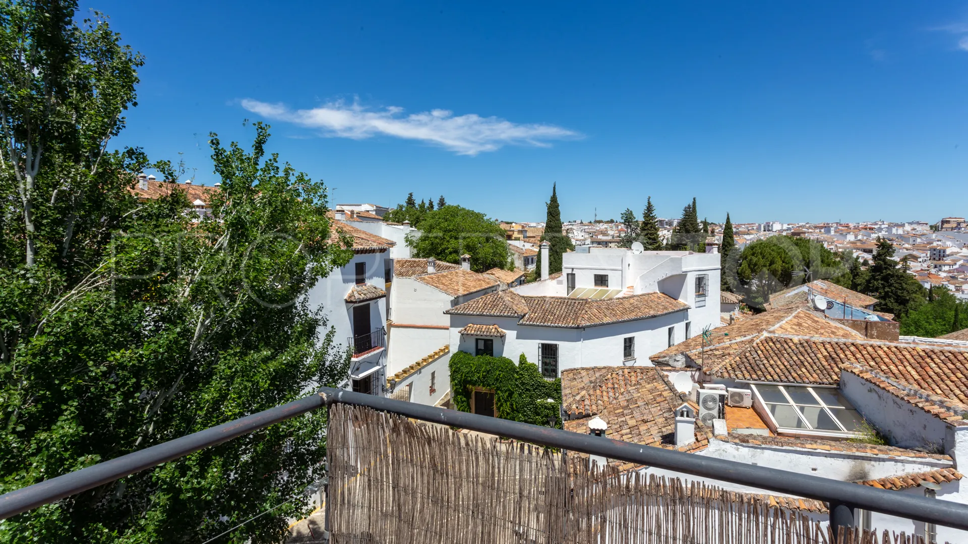 Ronda Centro, apartamento con 3 dormitorios en venta