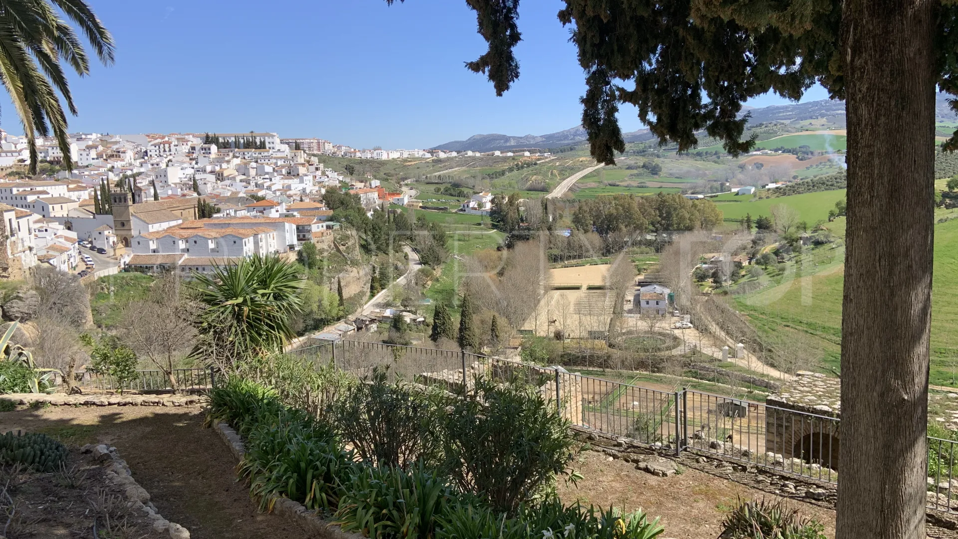 Ronda Centro, apartamento con 3 dormitorios en venta