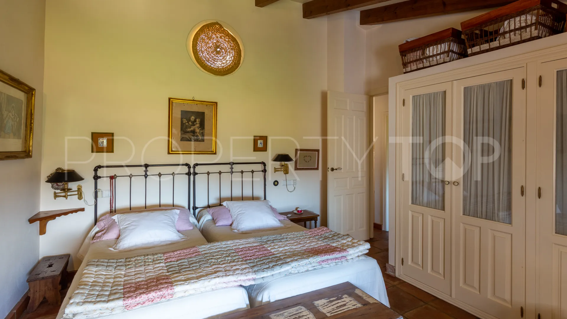 Ronda Centro, apartamento con 3 dormitorios en venta