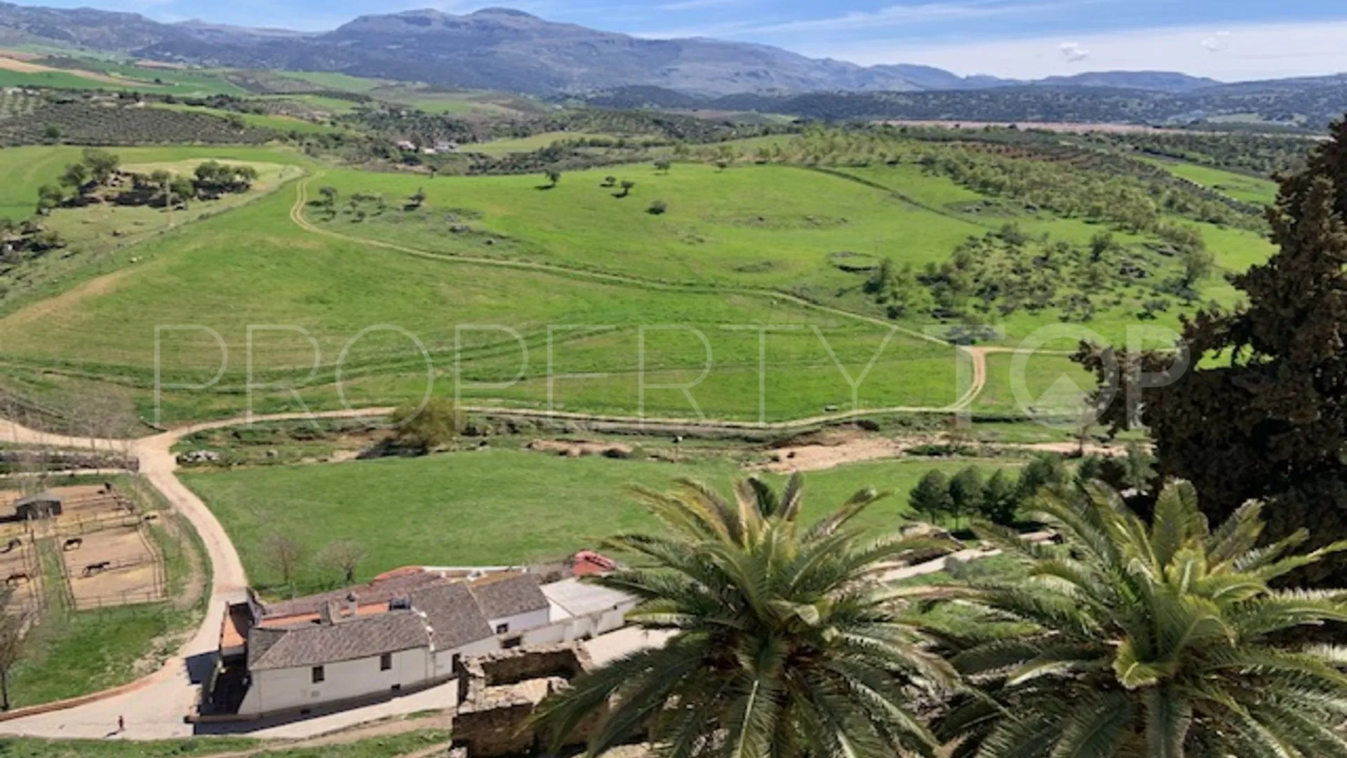 Ronda Centro, apartamento con 3 dormitorios en venta