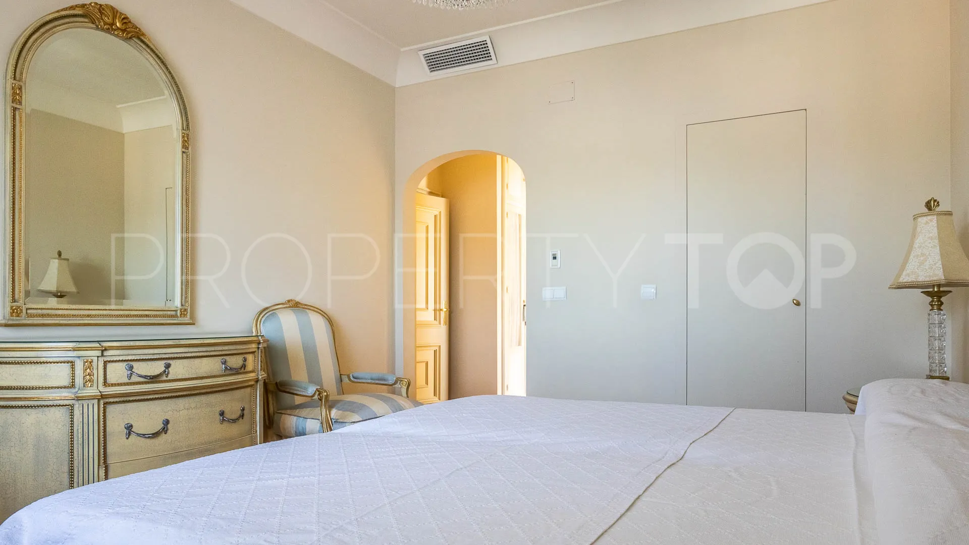 Jerez de la Frontera, piso con 5 dormitorios en venta