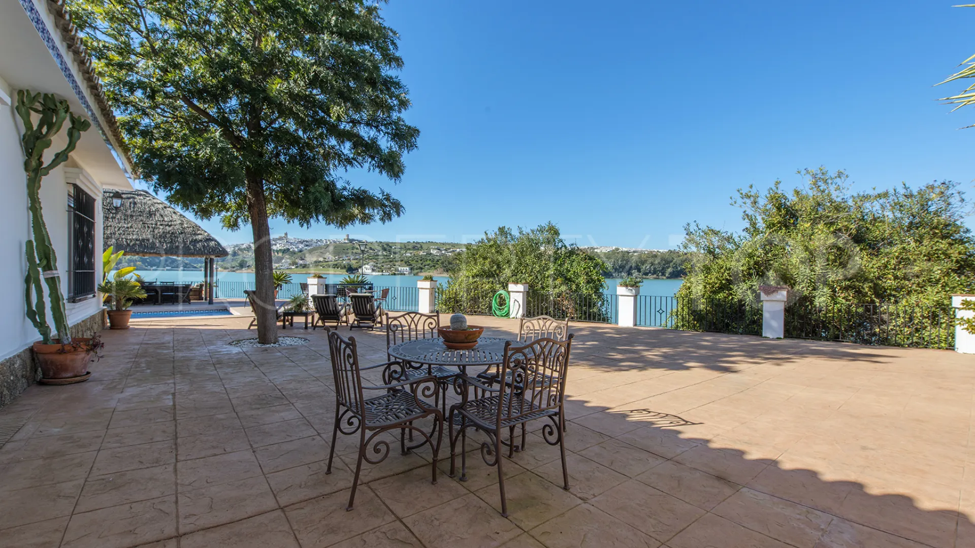 6 bedrooms villa in Arcos de la Frontera for sale