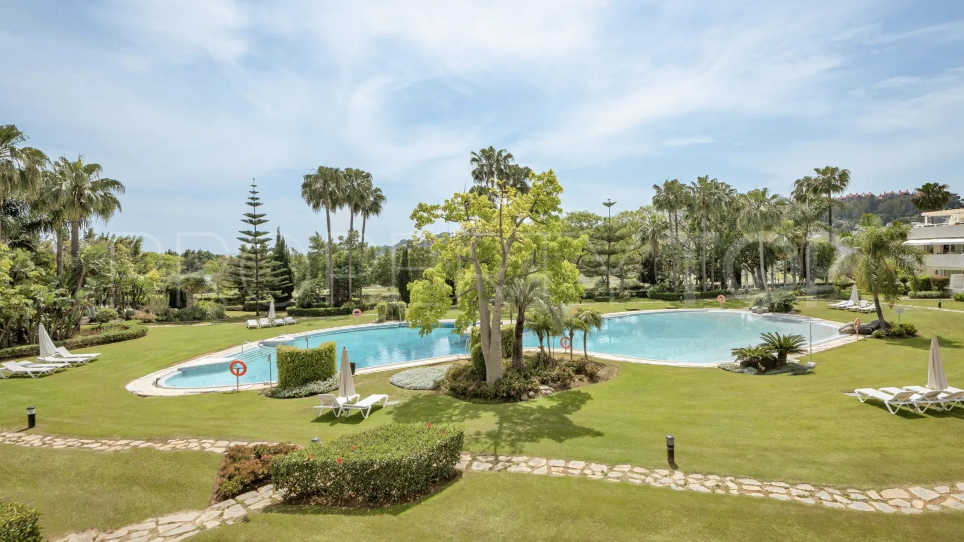 For sale 3 bedrooms apartment in Los Granados Golf