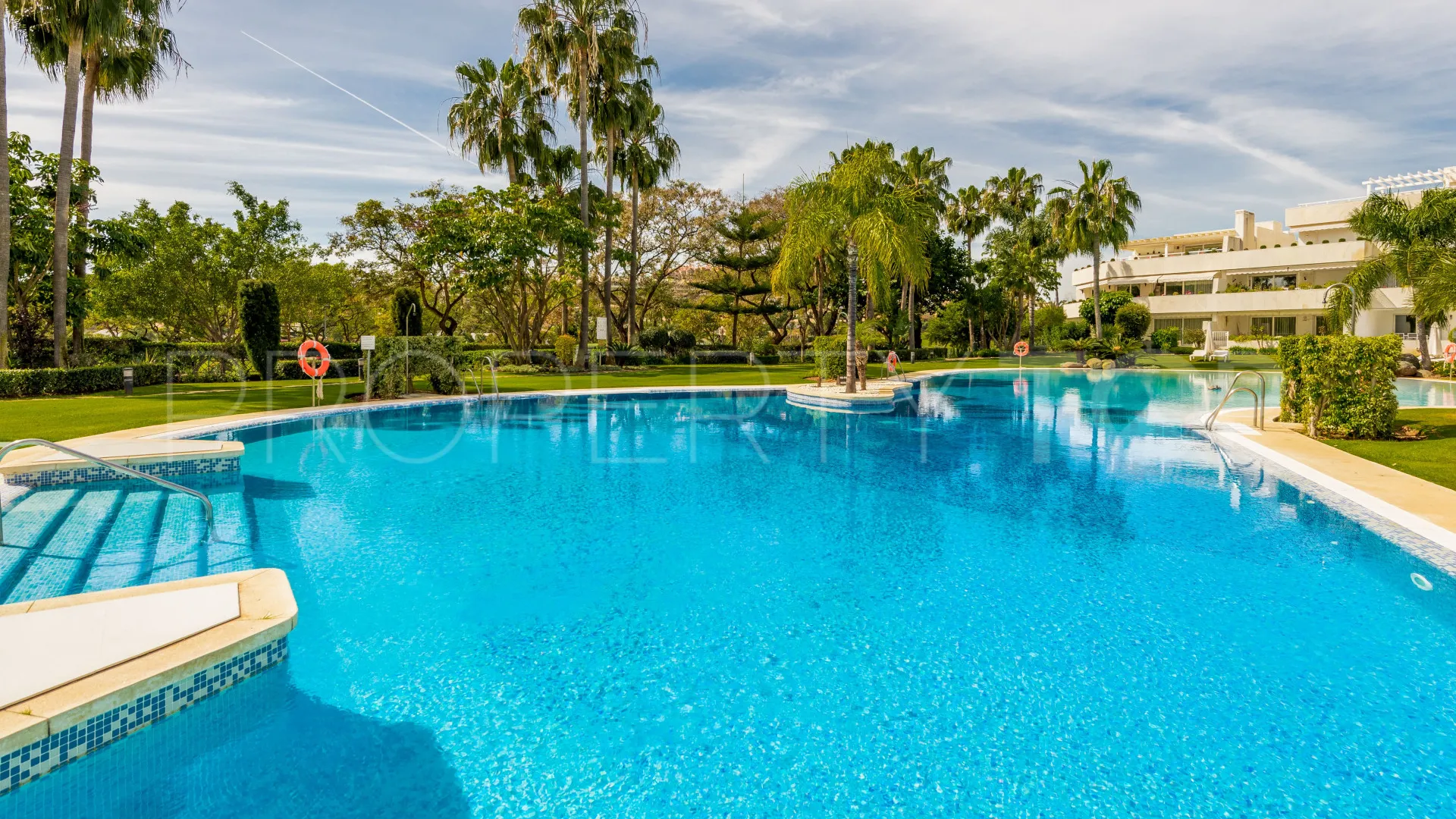 For sale 3 bedrooms apartment in Los Granados Golf