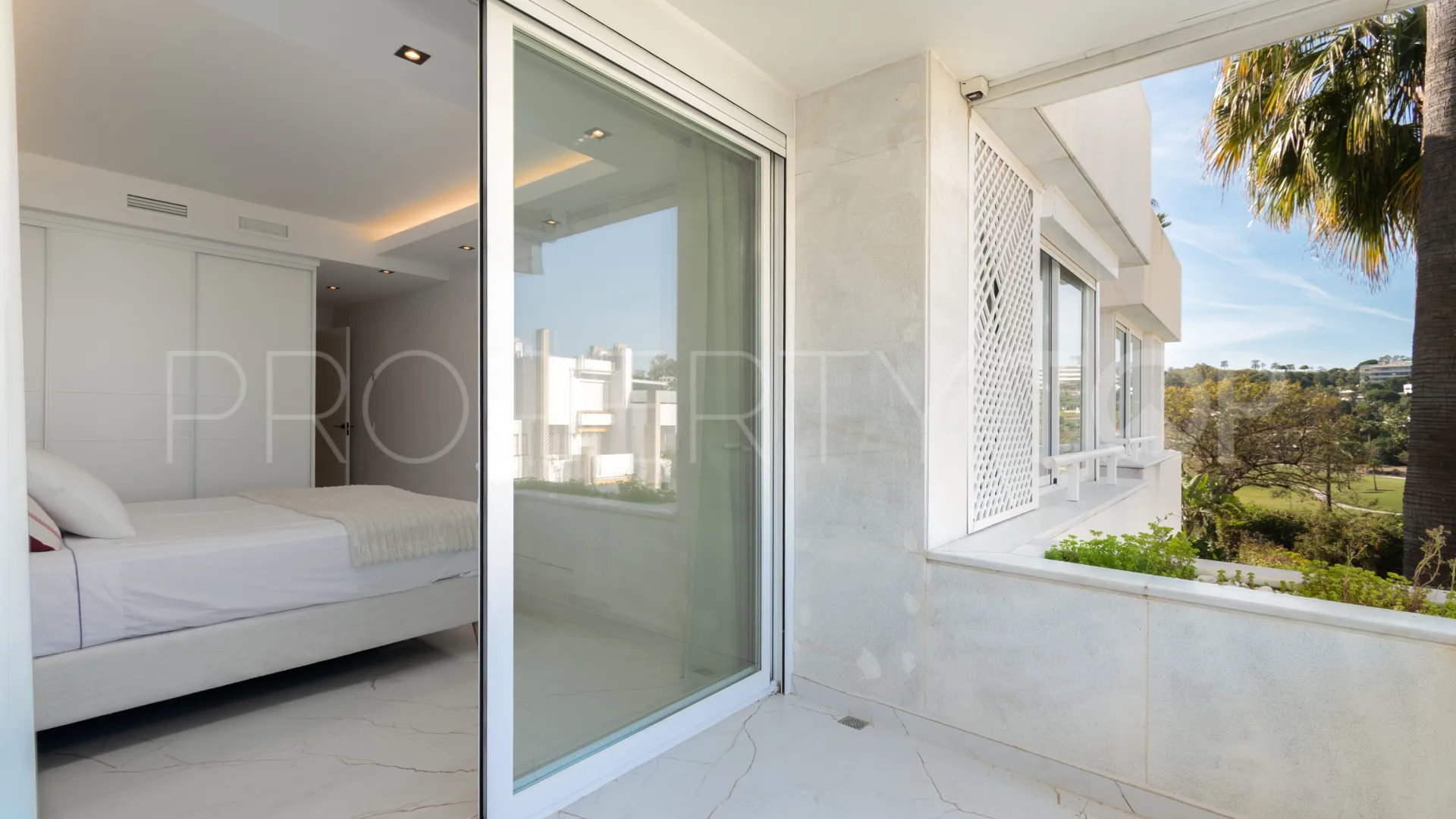 For sale 3 bedrooms apartment in Los Granados Golf