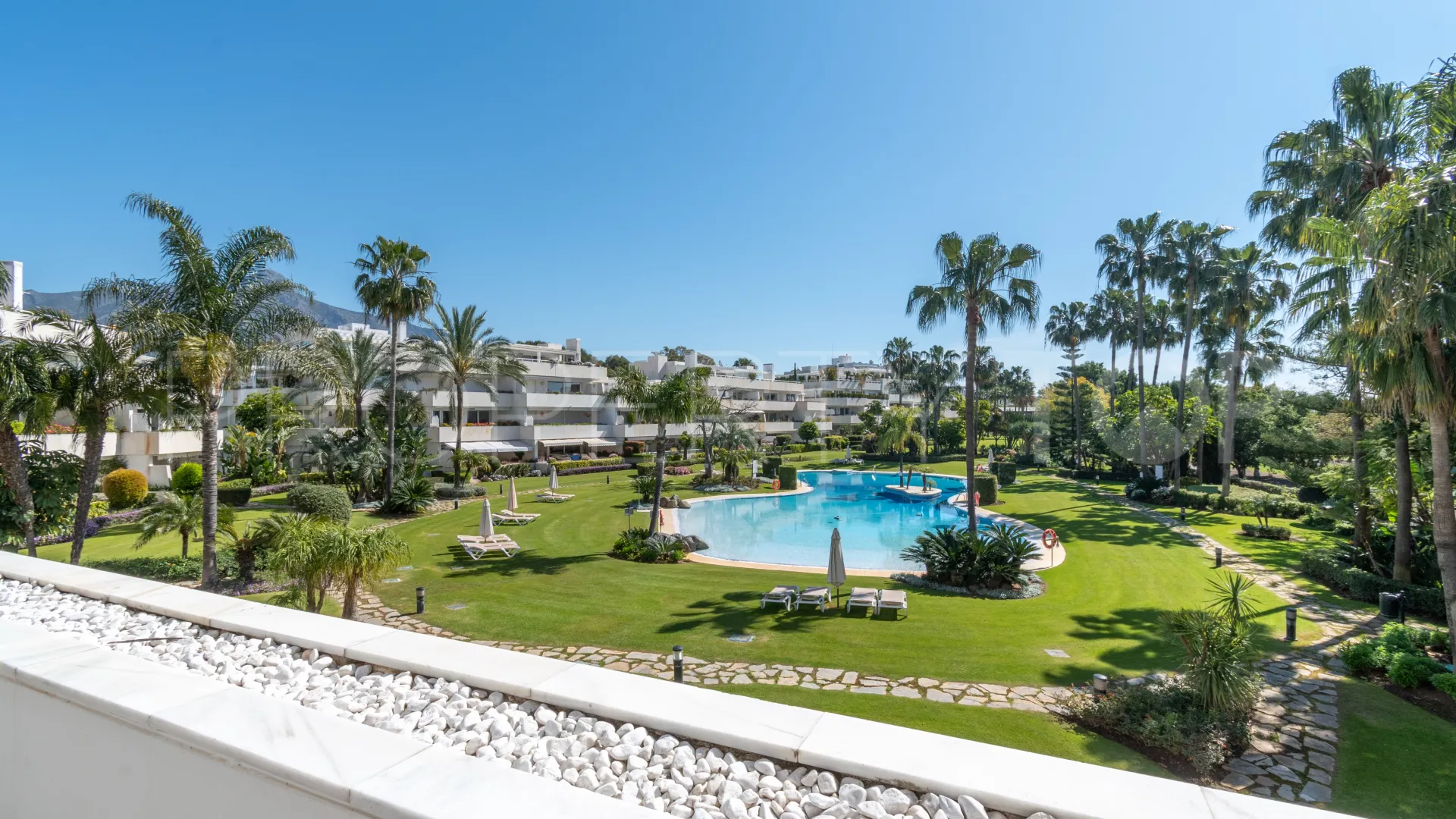 For sale 3 bedrooms apartment in Los Granados Golf