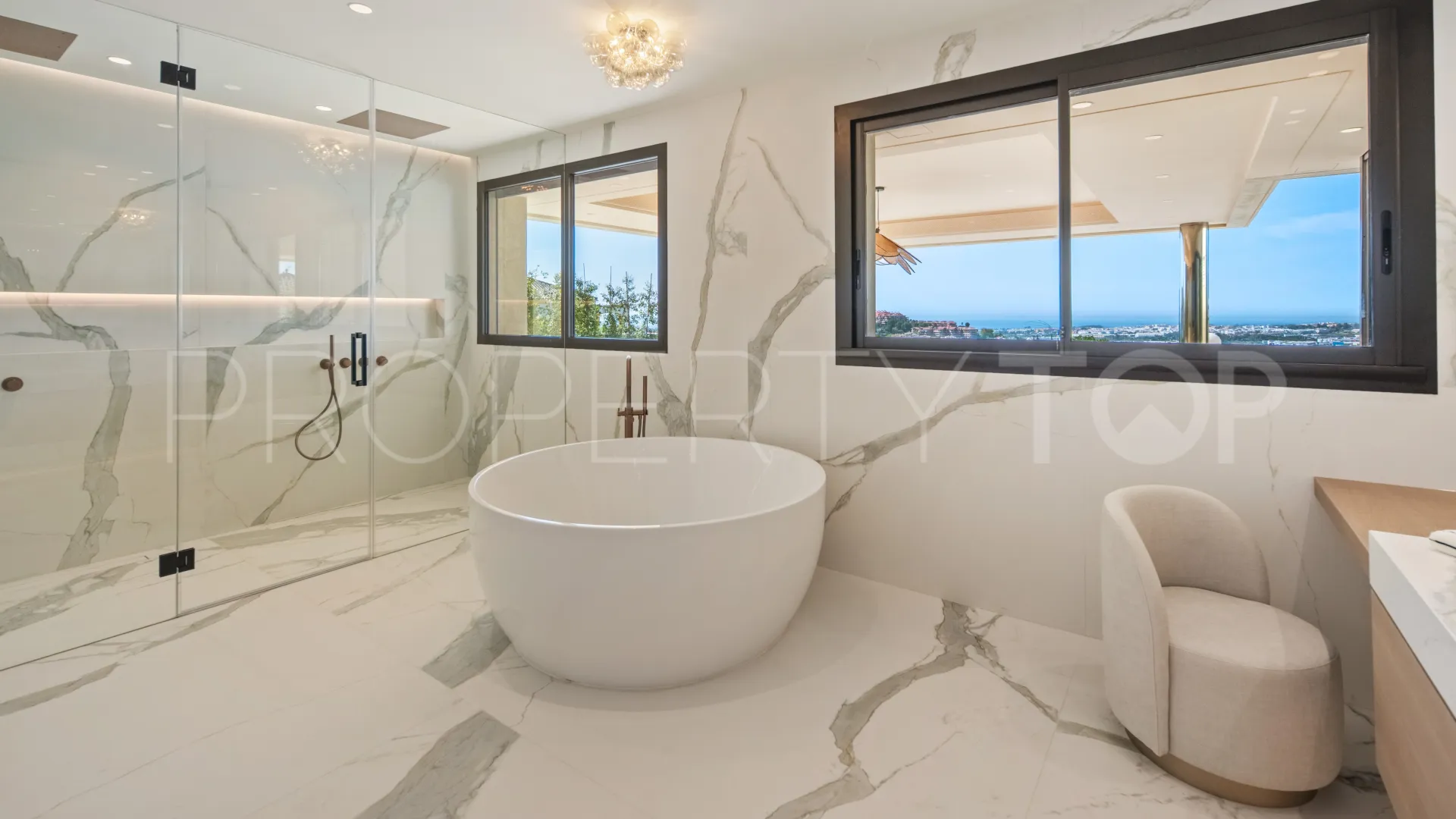 Duplex penthouse for sale in Los Arrayanes