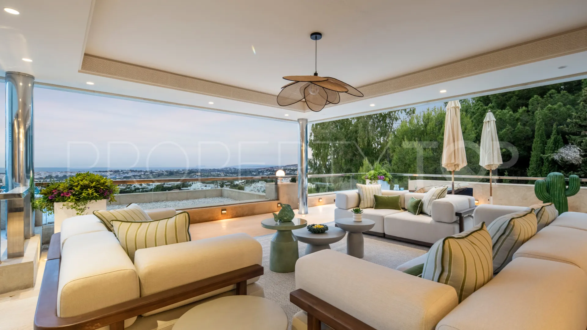 Duplex penthouse for sale in Los Arrayanes