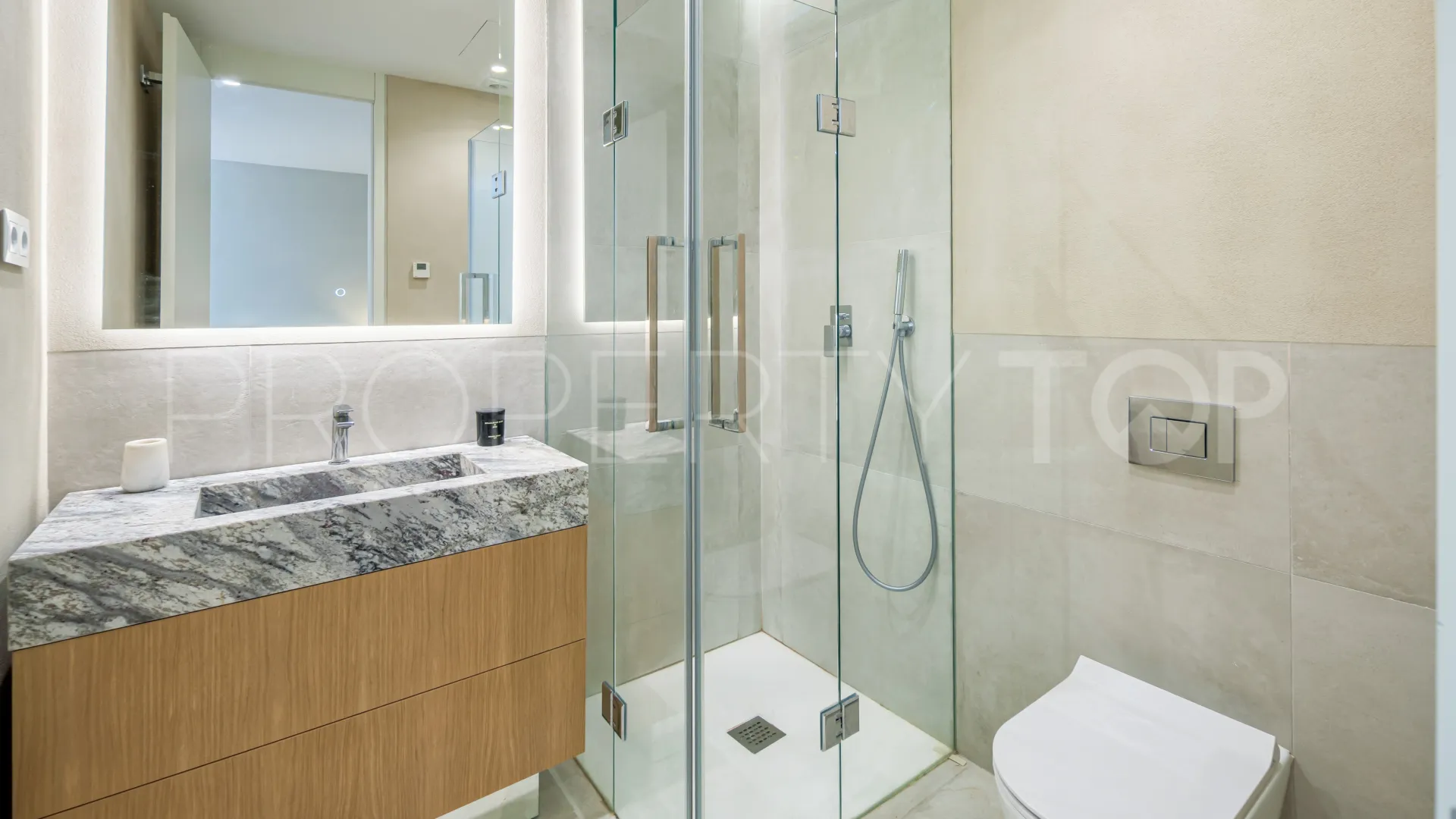 Villa with 4 bedrooms for sale in Belfry