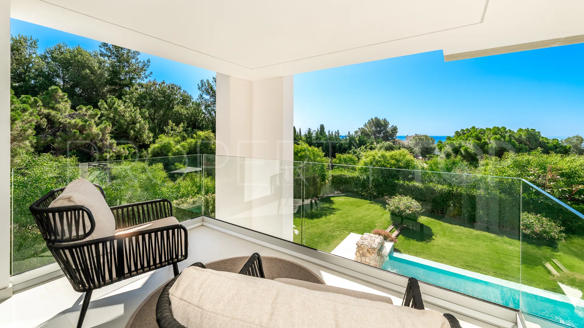 Cascada de Camojan villa for sale