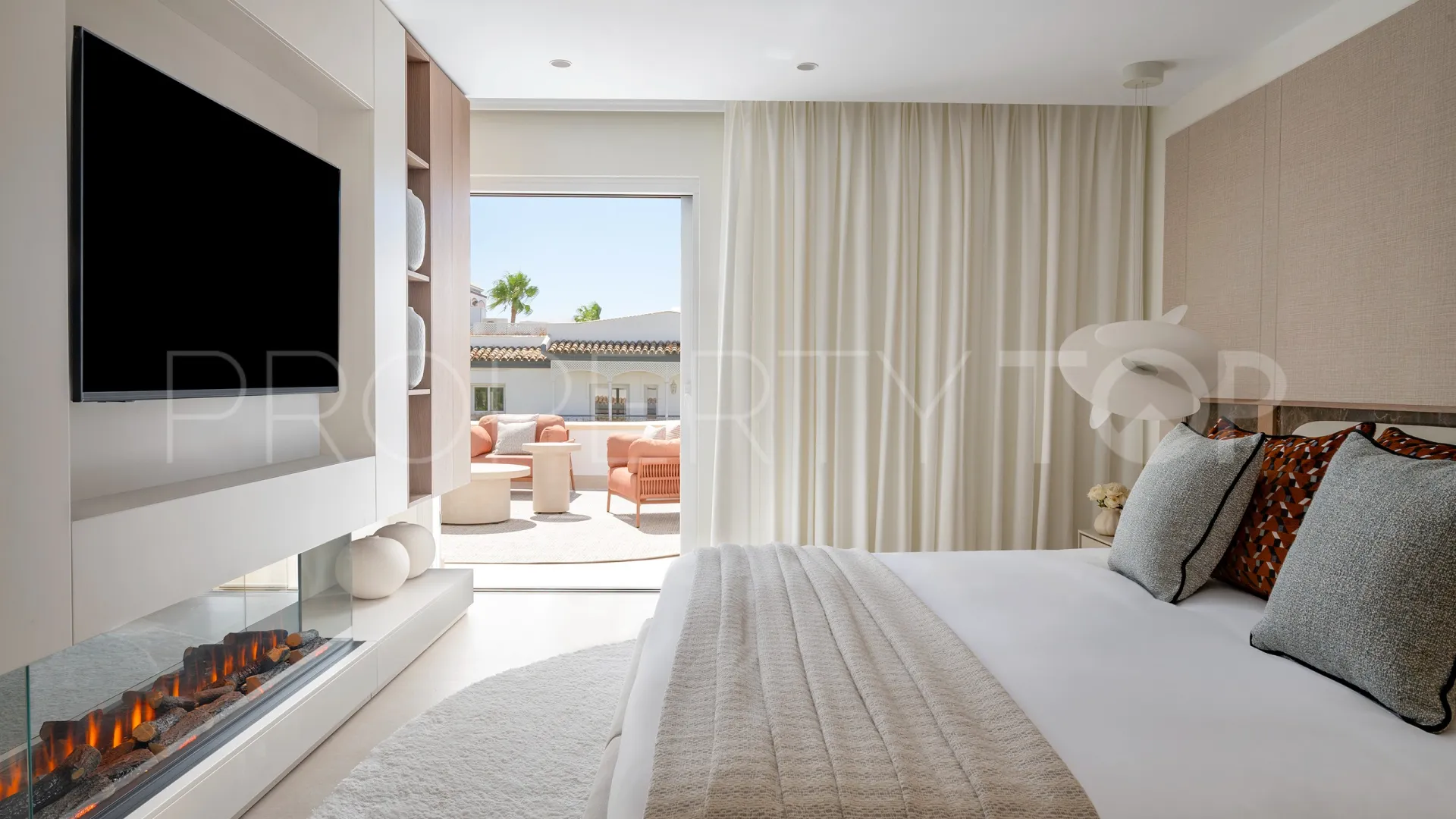 For sale 3 bedrooms penthouse in Dominion Beach