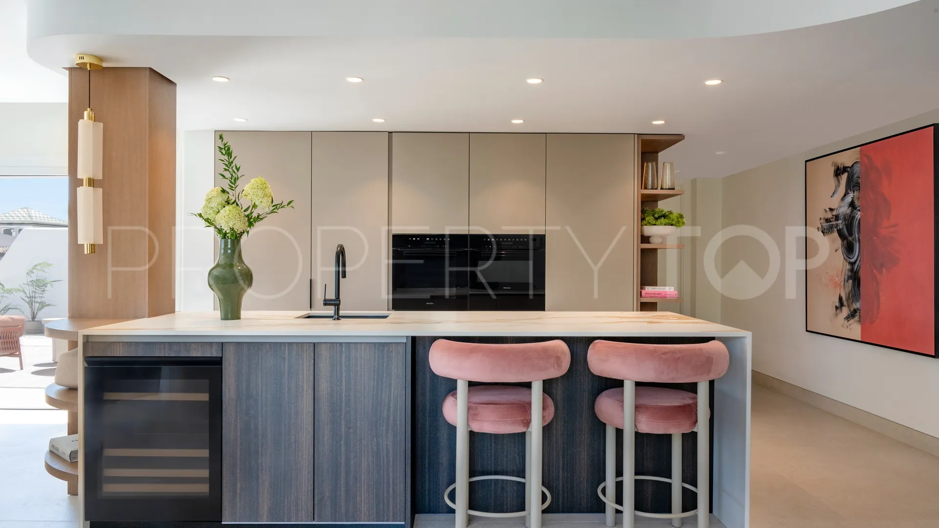 For sale 3 bedrooms penthouse in Dominion Beach