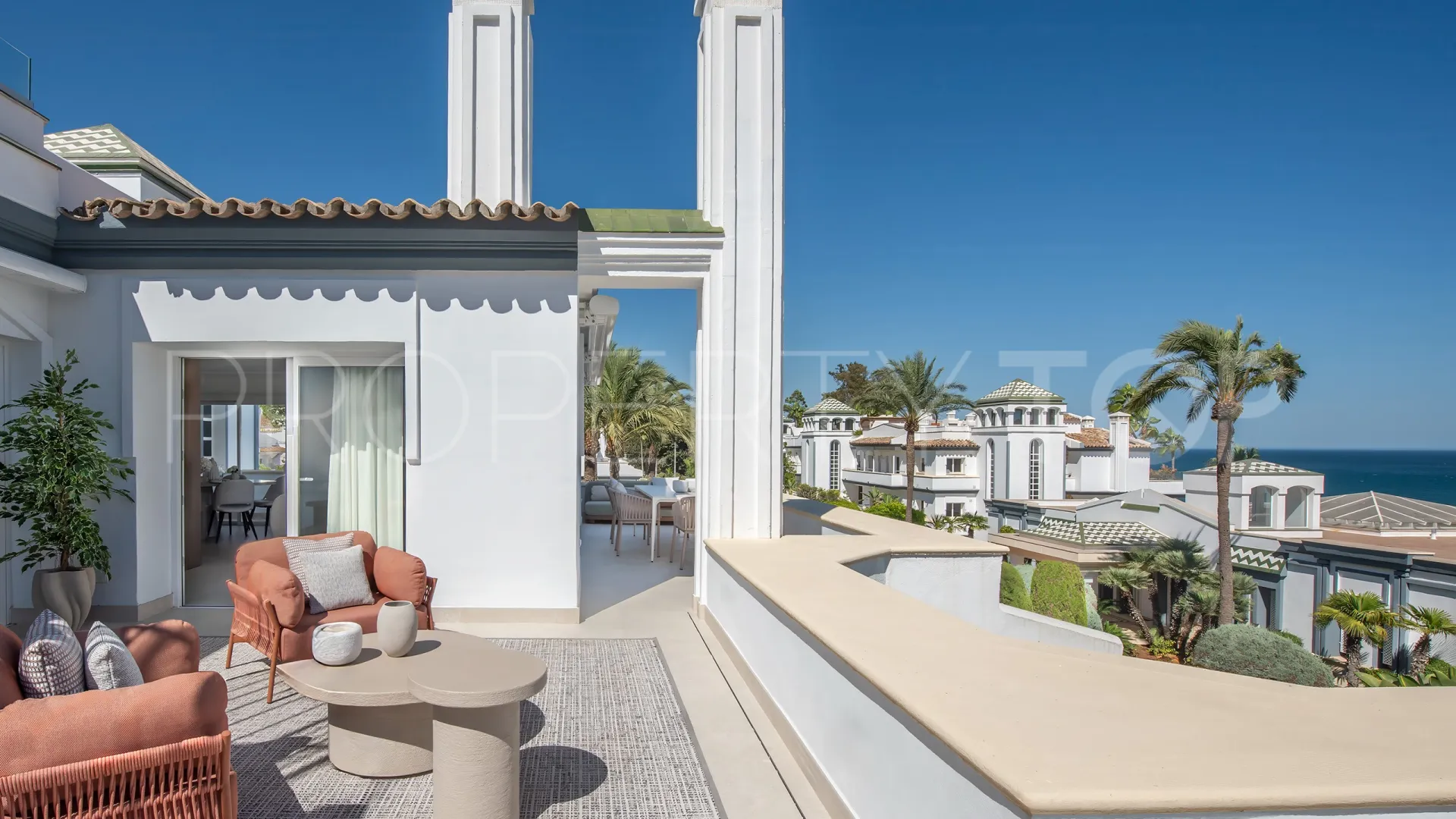 For sale 3 bedrooms penthouse in Dominion Beach