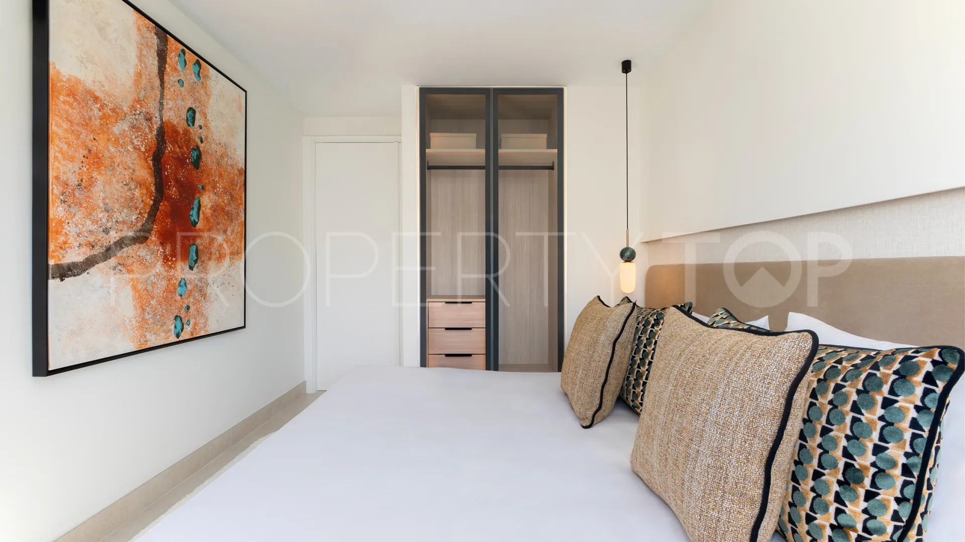 For sale 3 bedrooms penthouse in Dominion Beach