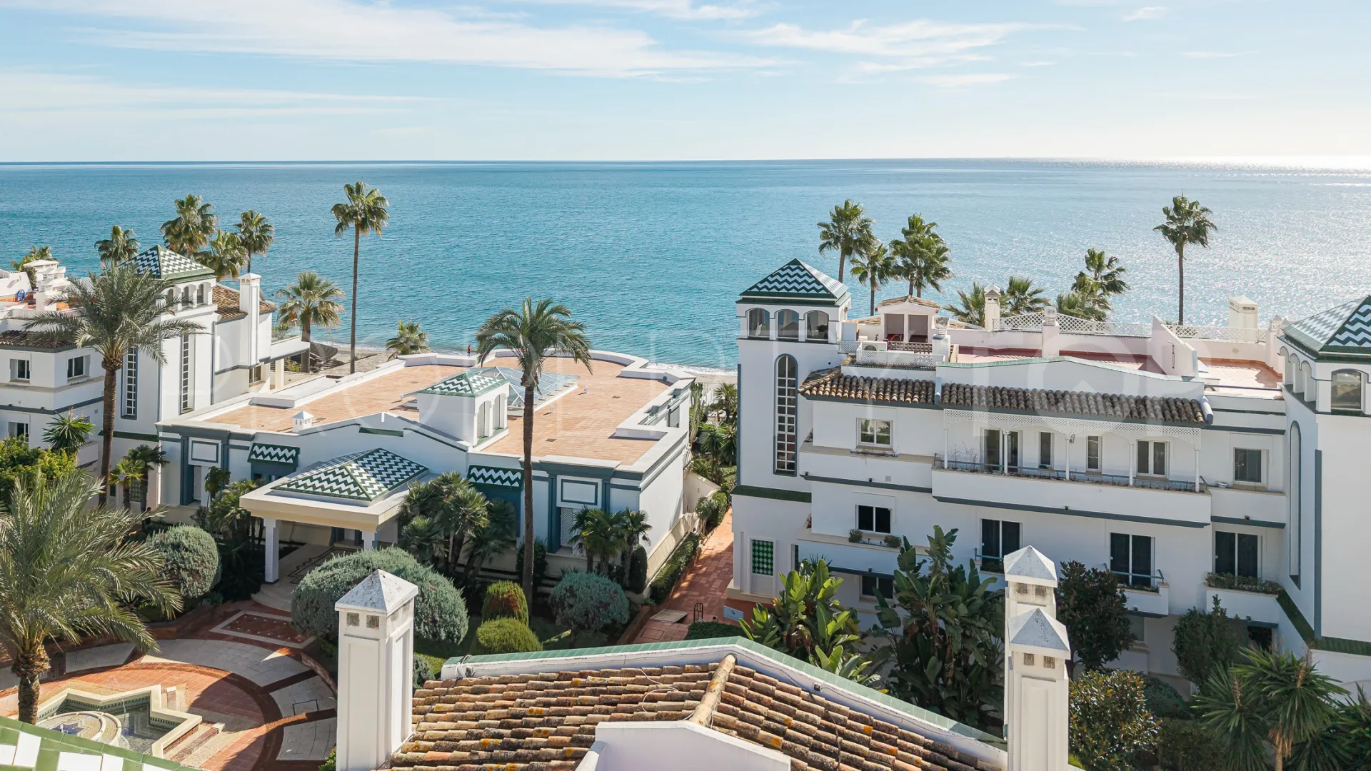 For sale 3 bedrooms penthouse in Dominion Beach