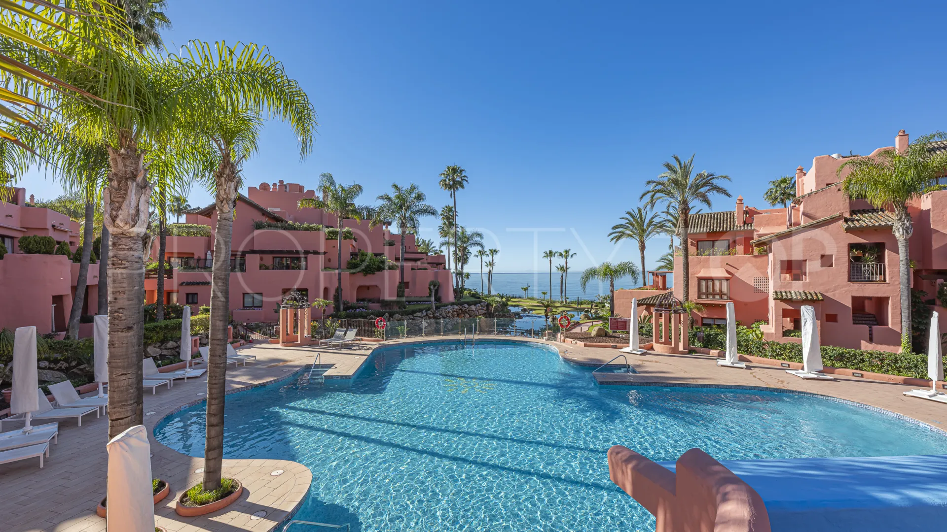 Buy Cabo Bermejo ground floor apartment with 3 bedrooms