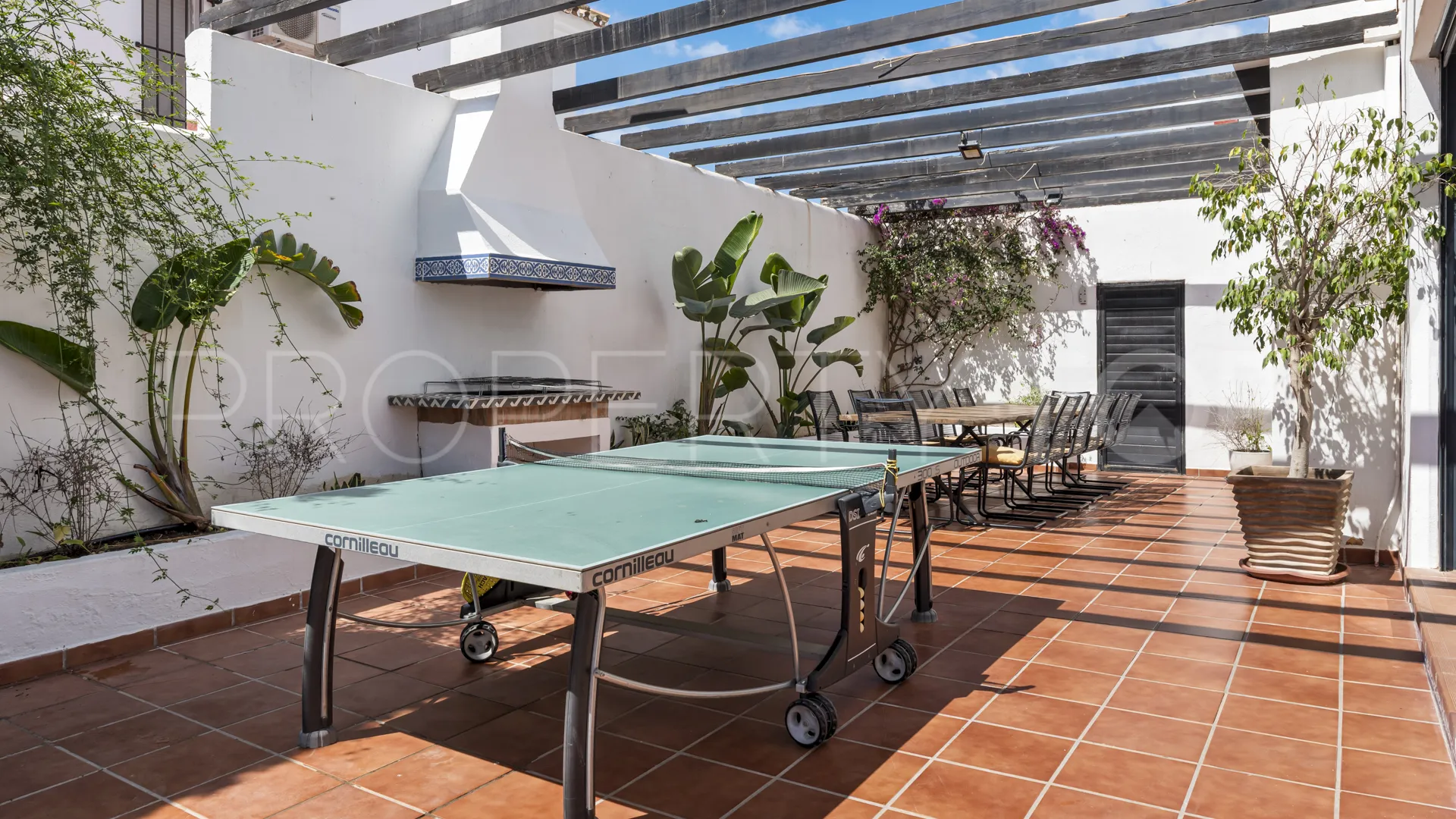 Se vende villa en Nueva Andalucia