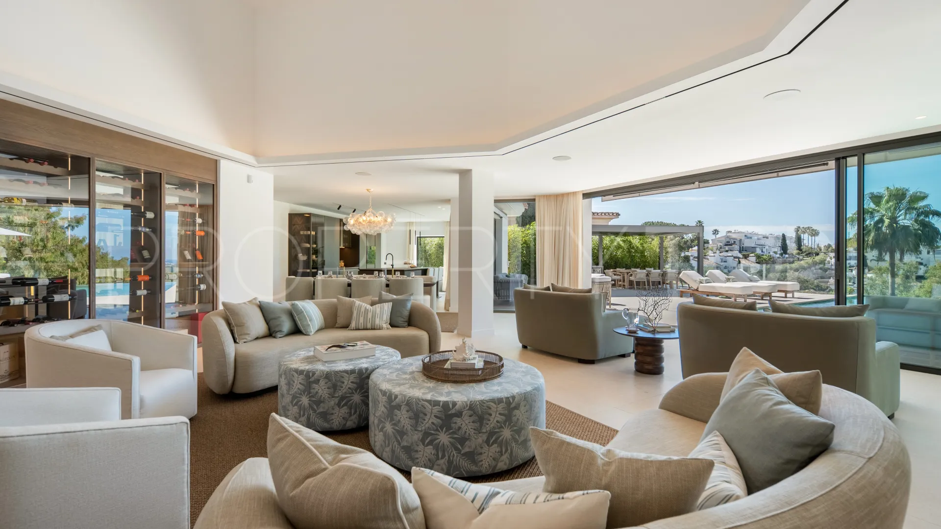 El Herrojo 6 bedrooms villa for sale