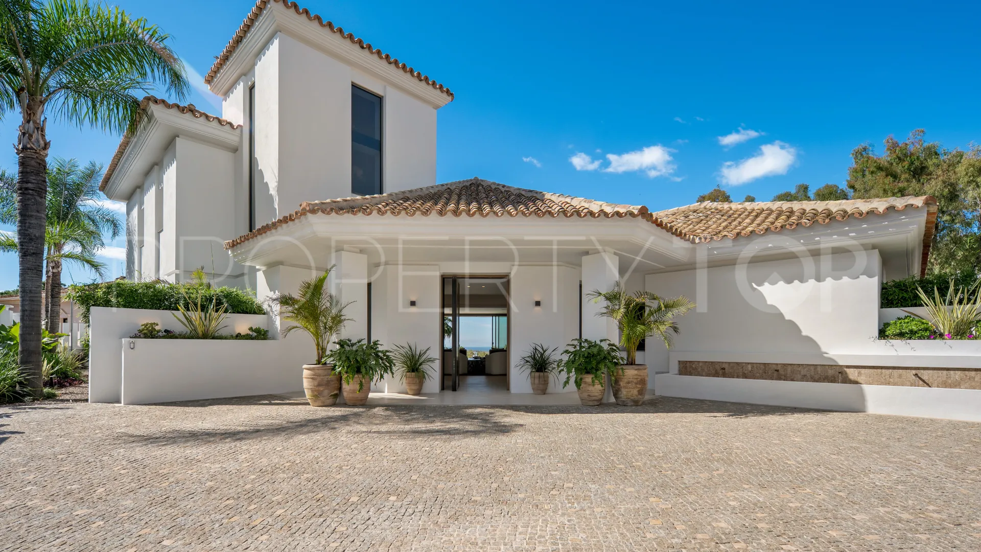El Herrojo 6 bedrooms villa for sale