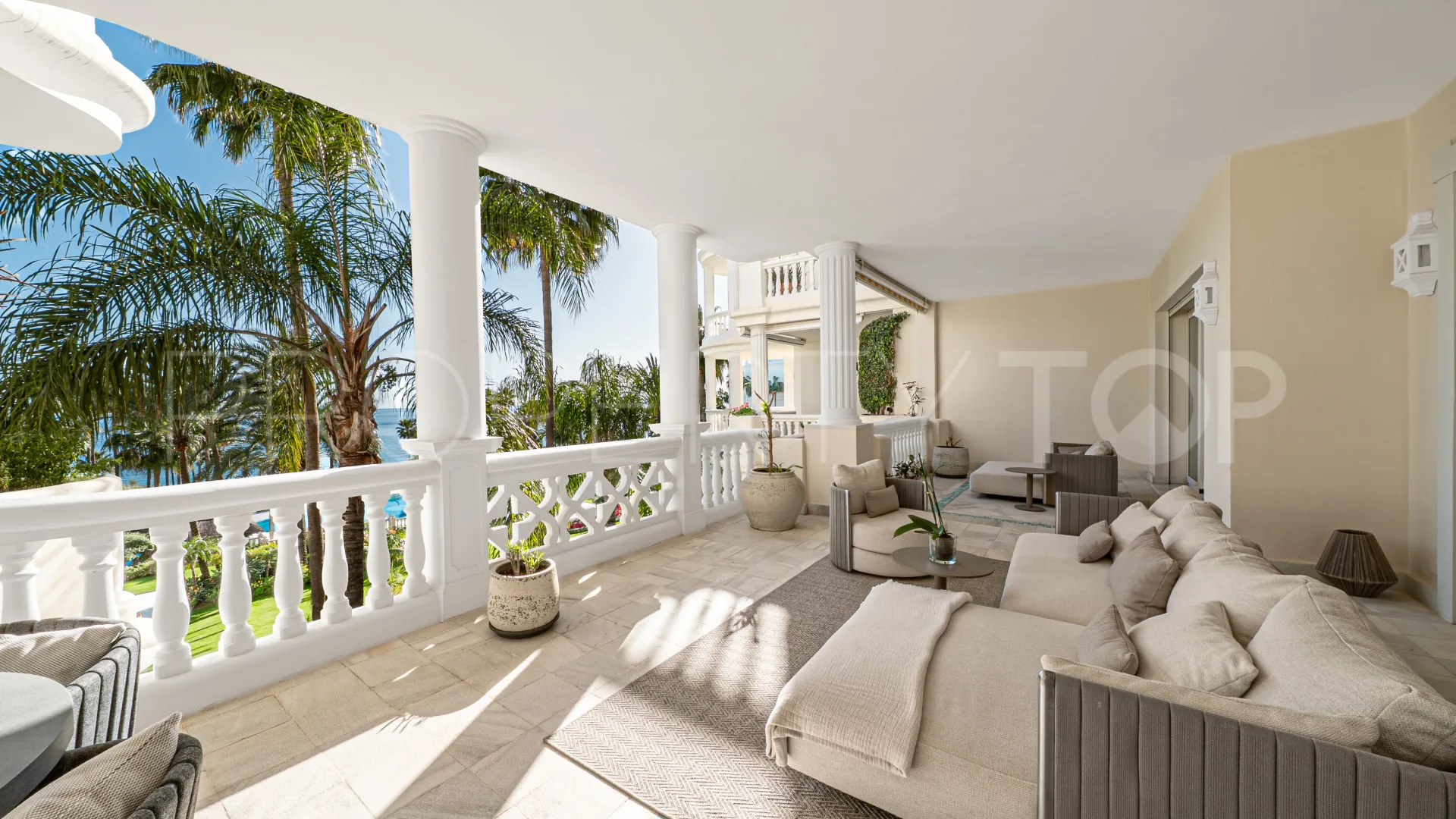 Apartment for sale in Las Dunas Park with 3 bedrooms