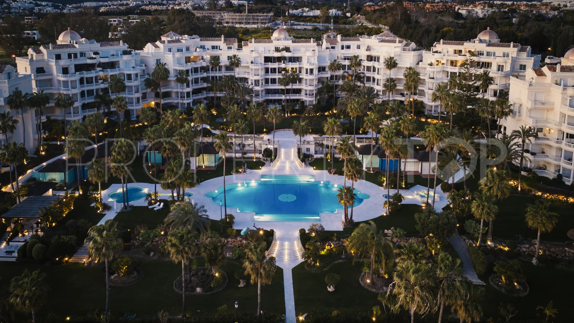 Apartment for sale in Las Dunas Park with 3 bedrooms