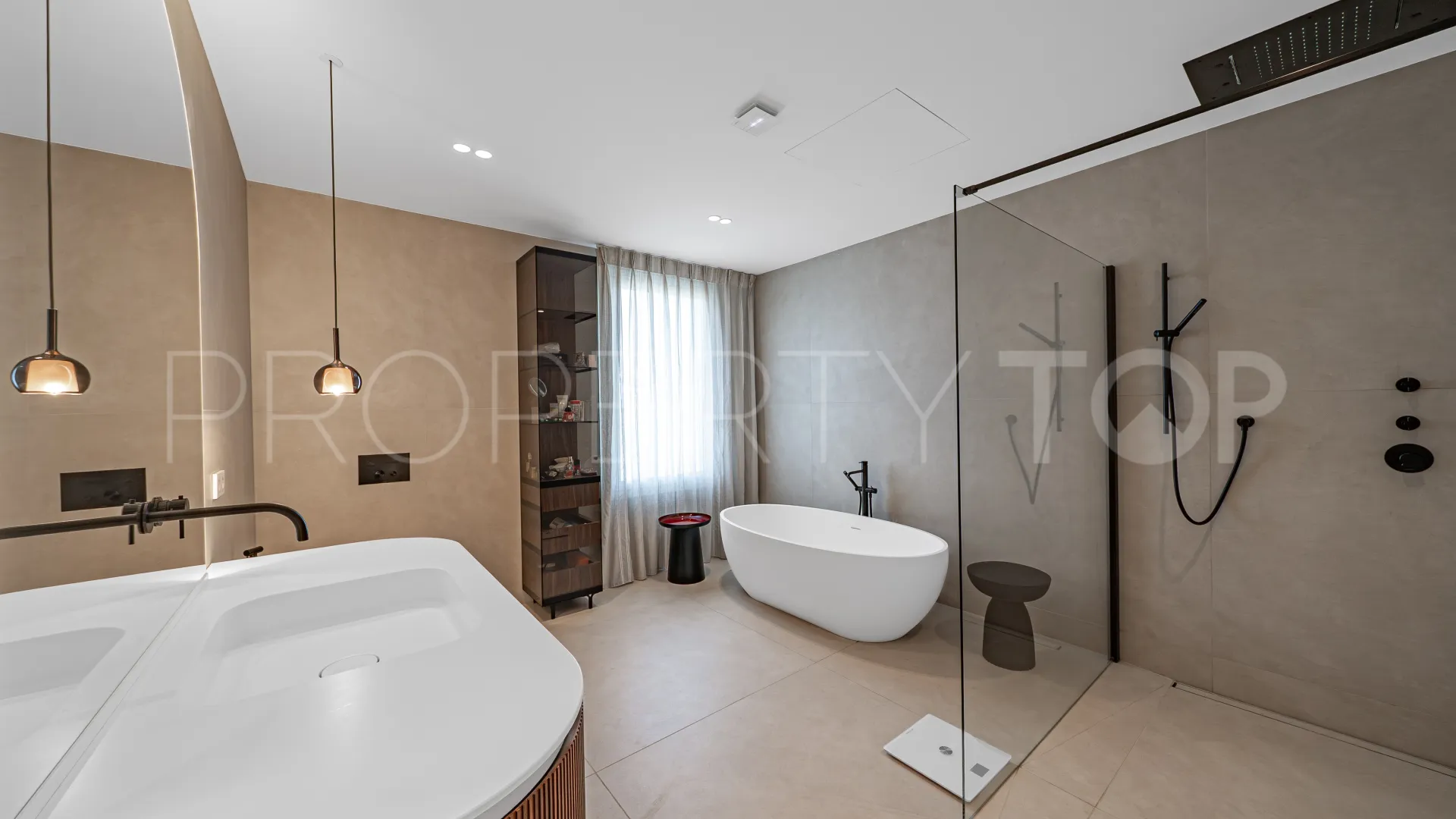 Apartment for sale in Las Dunas Park with 3 bedrooms