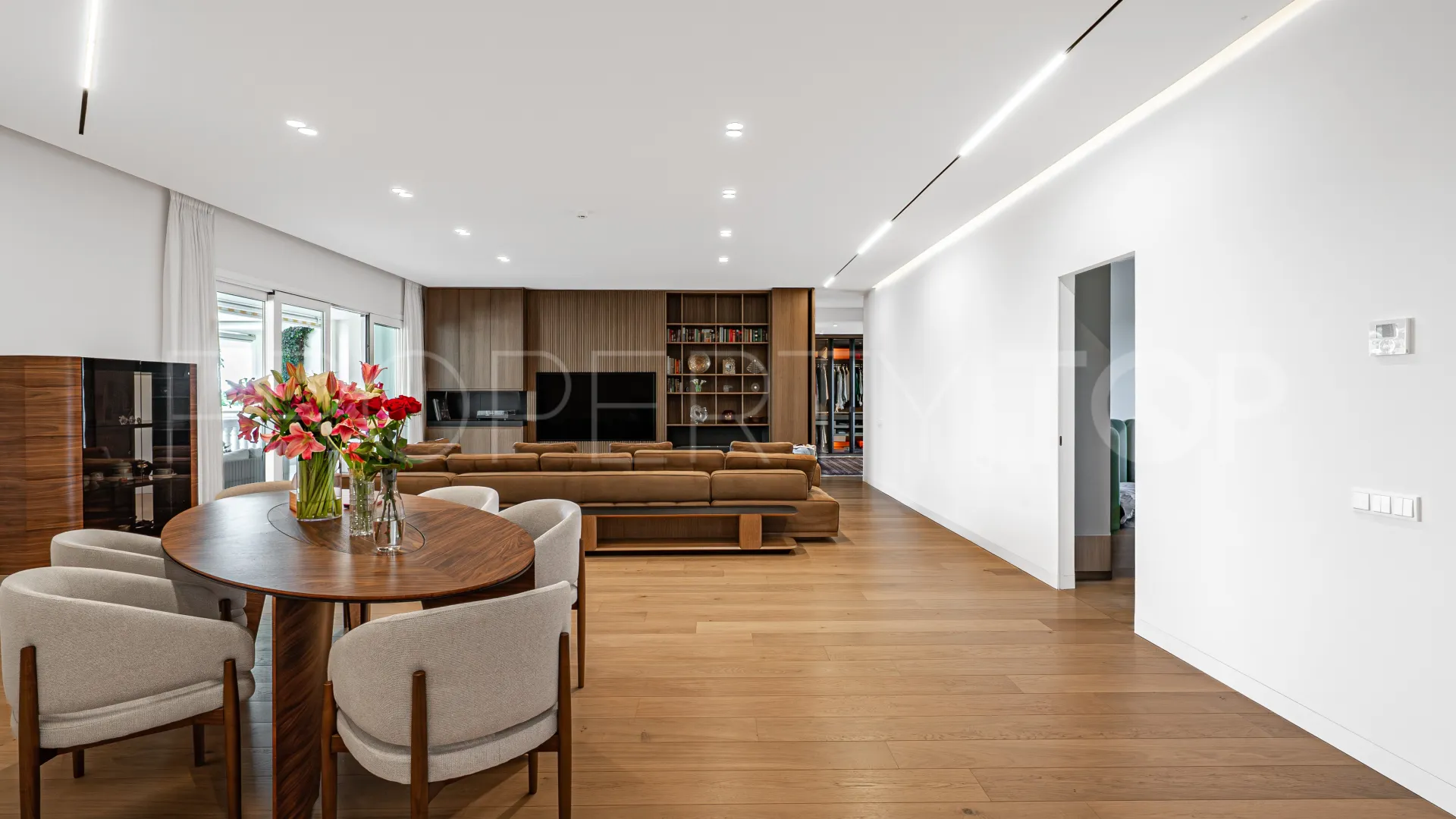 Apartment for sale in Las Dunas Park with 3 bedrooms