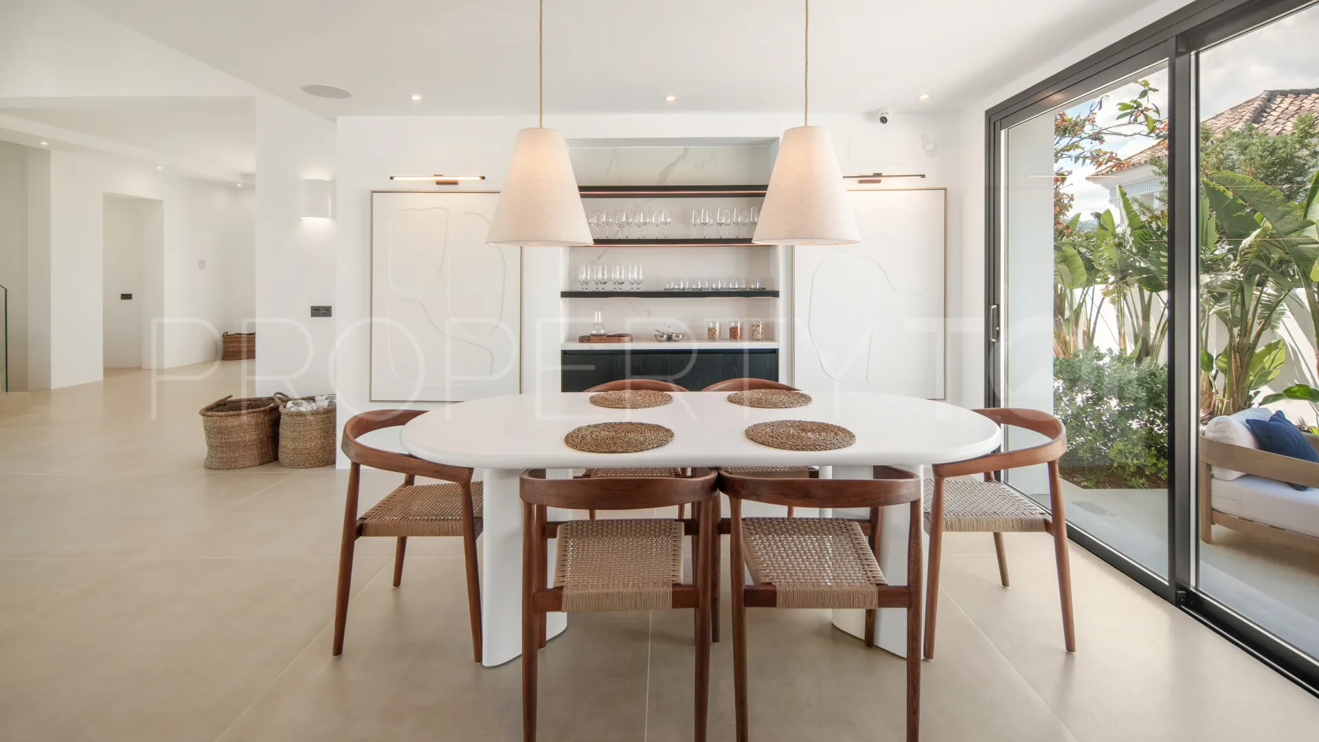 5 bedrooms villa for sale in Puerto del Almendro