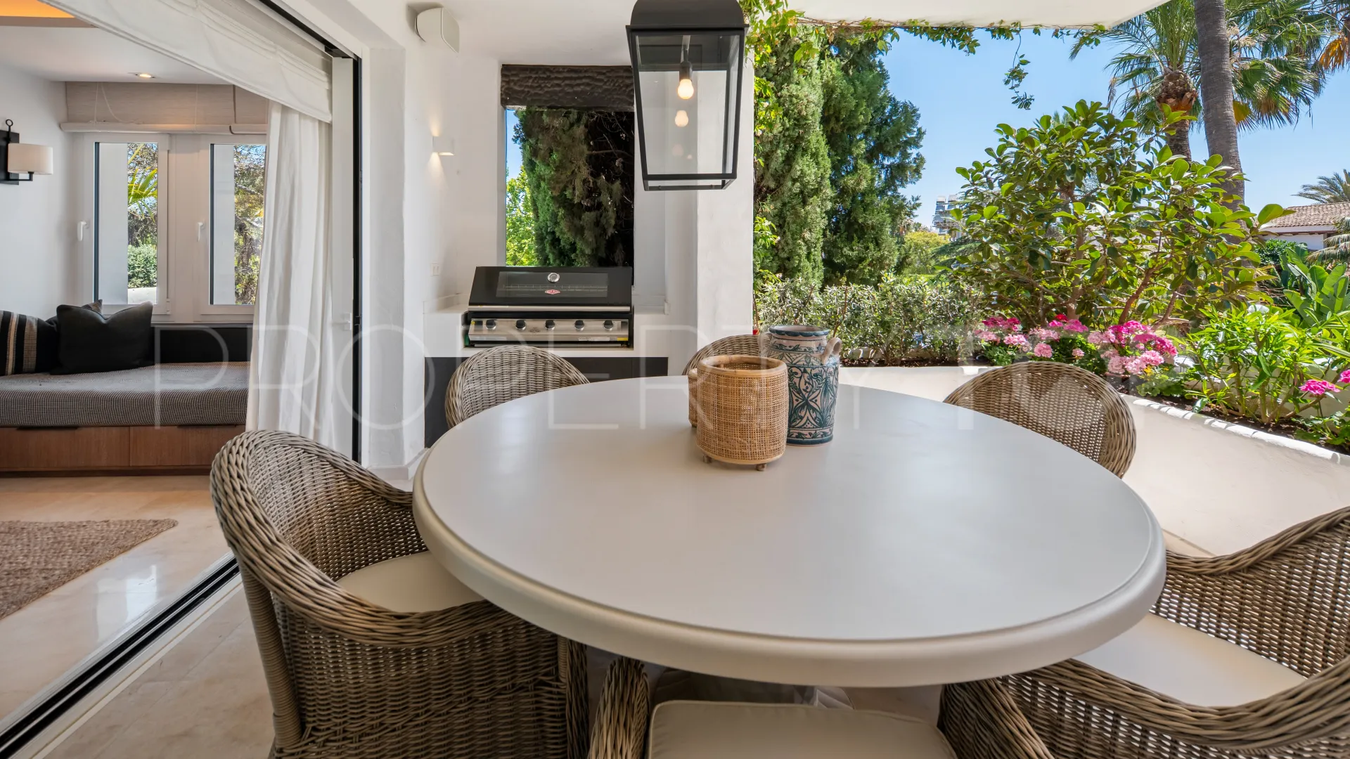 For sale apartment in Marina Puente Romano with 1 bedroom