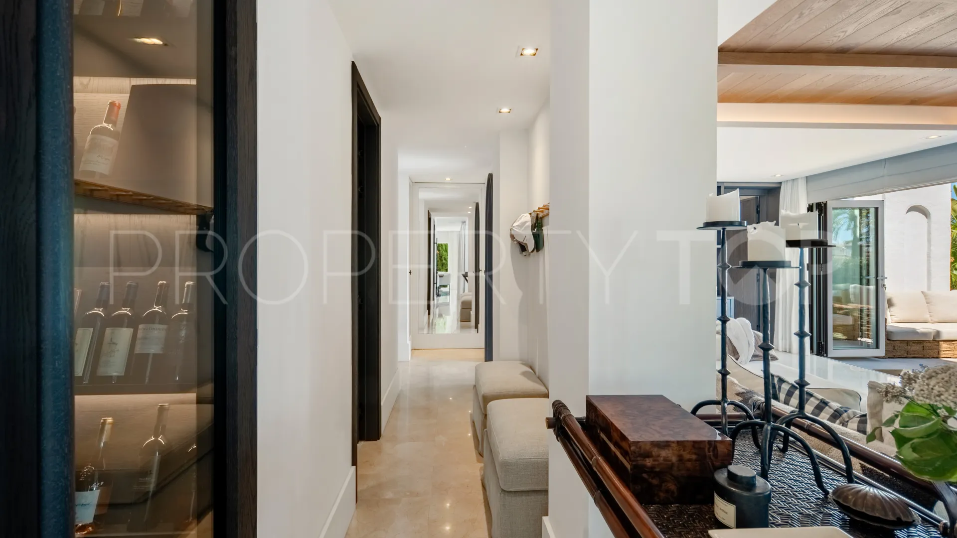 For sale apartment in Marina Puente Romano with 1 bedroom