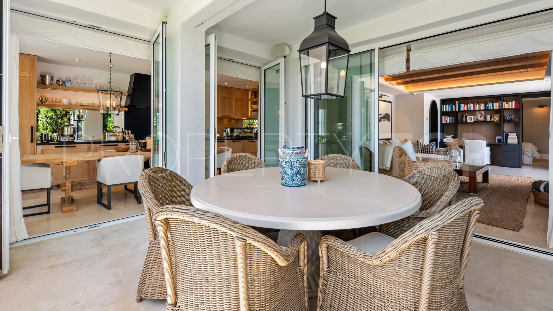 For sale apartment in Marina Puente Romano with 1 bedroom