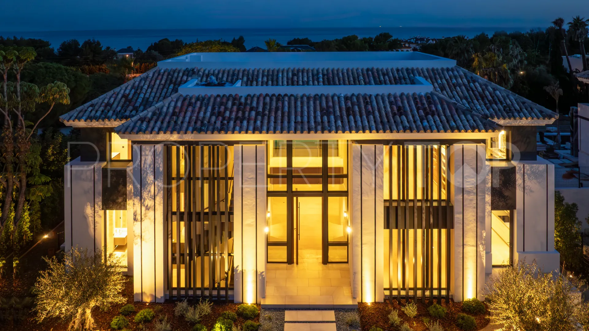 For sale villa in Rocio de Nagüeles with 6 bedrooms