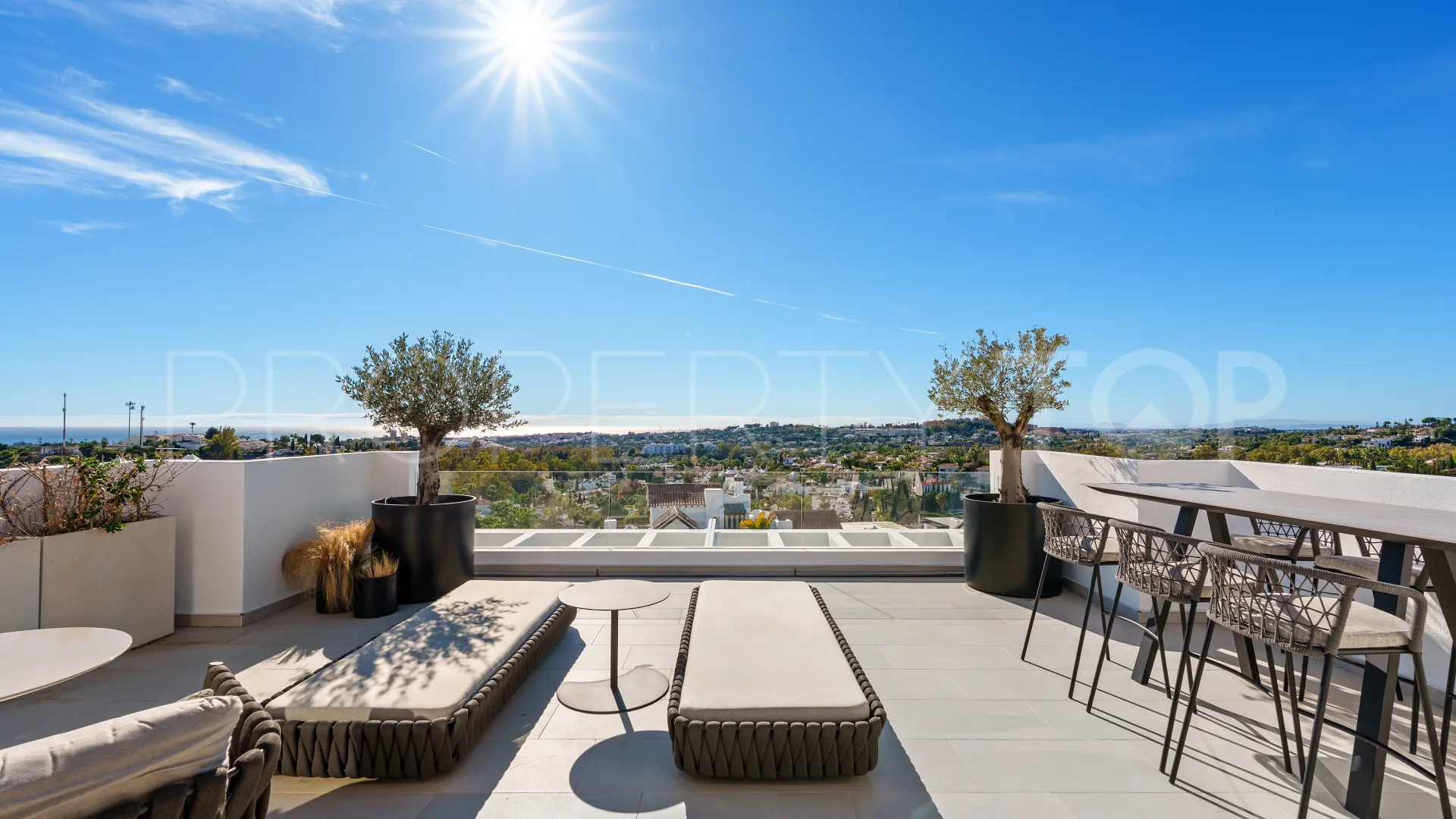 Comprar atico duplex con 3 dormitorios en 9 Lions Residences