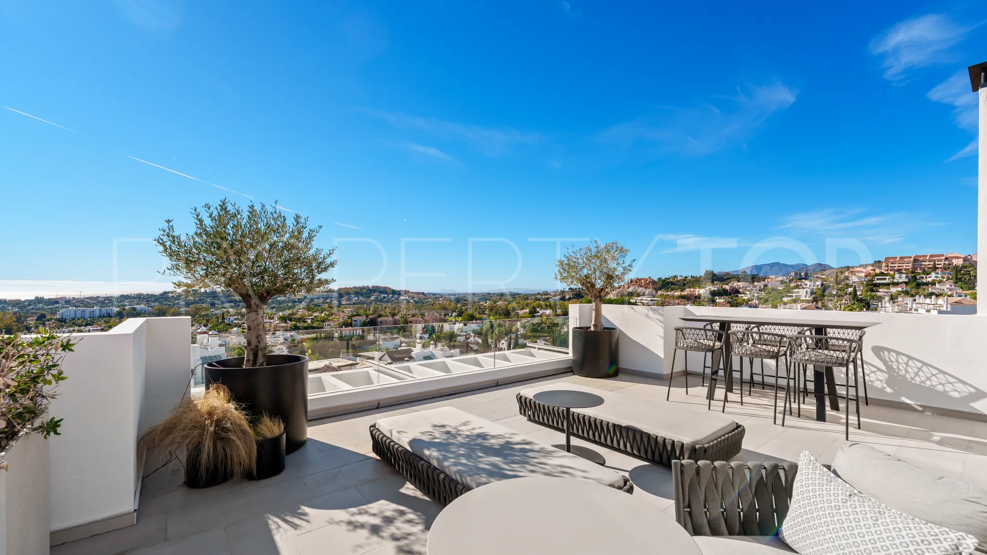 Comprar atico duplex con 3 dormitorios en 9 Lions Residences