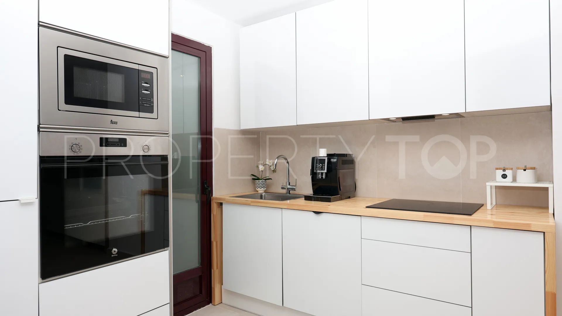 Apartment for sale in La Mairena with 2 bedrooms