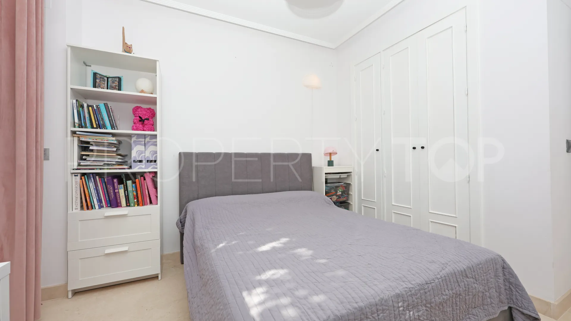 Apartment for sale in La Mairena with 2 bedrooms